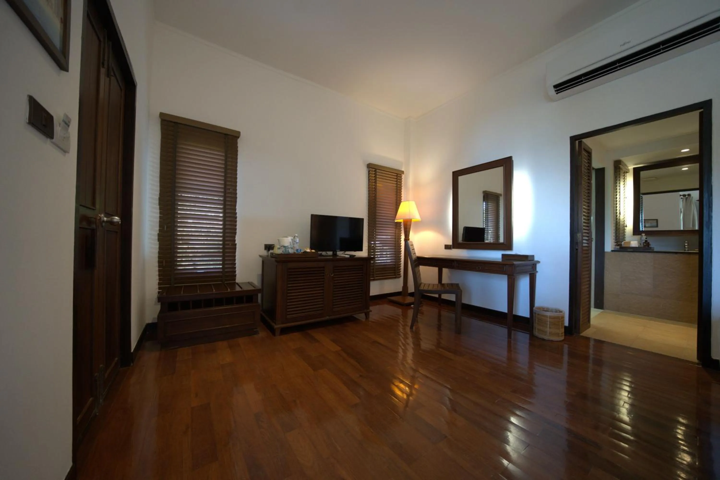 TV and multimedia in Ao Prao Resort