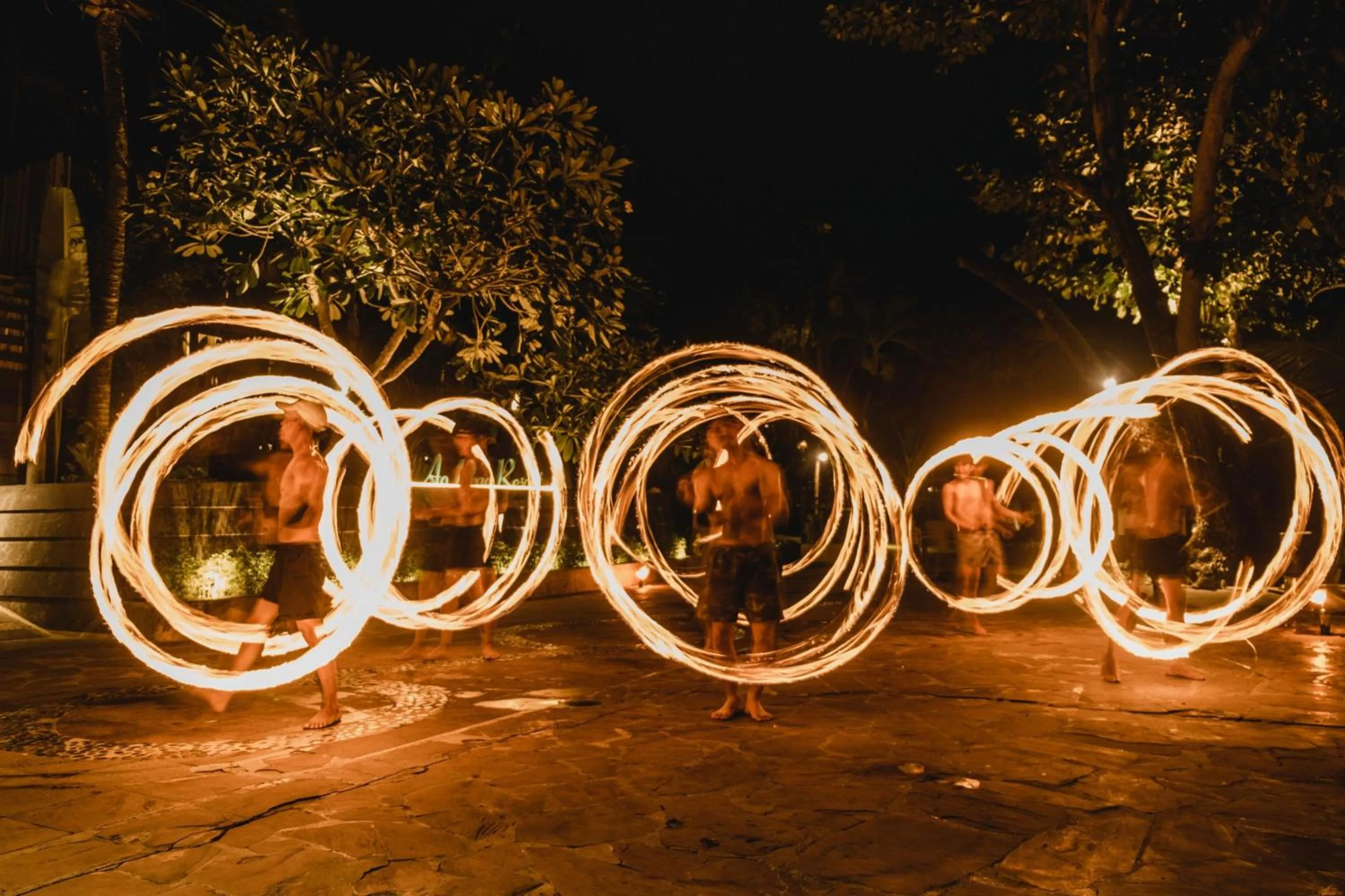 Restaurant/places to eat in Ao Prao Resort