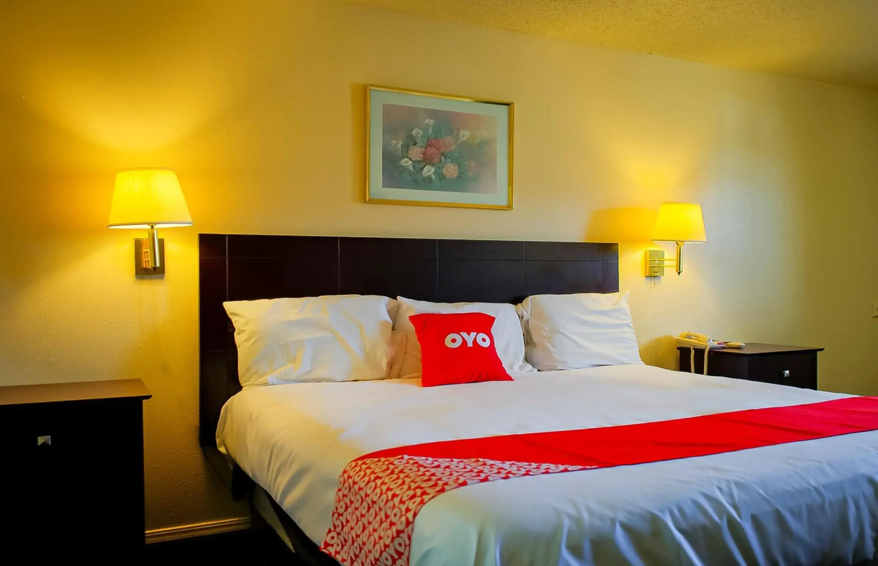 King Bed Smoking in Duncan Inn by OYO, OK - Hwy 81 Near Chisholm Casino King Bed Smoking in Duncan Inn by OYO, OK - Hwy 81 Near Chisholm Casino