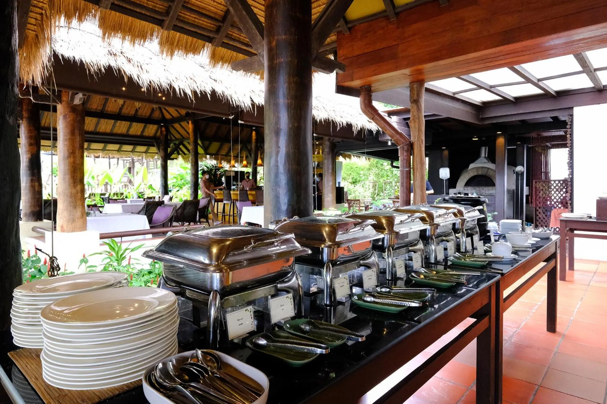 Restaurant/places to eat in Le Vimarn Cottages & Spa