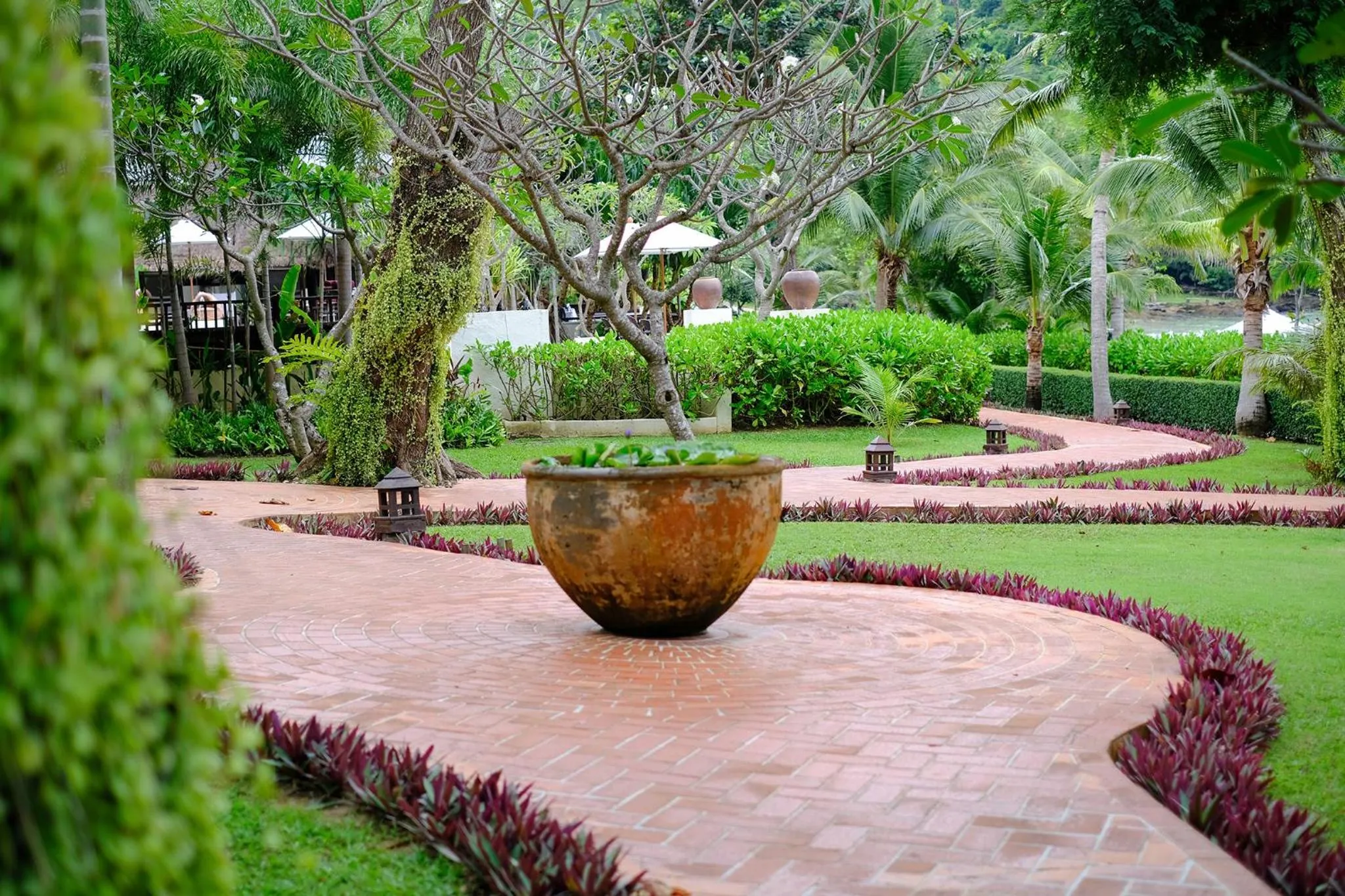 Inner courtyard view in Le Vimarn Cottages & Spa