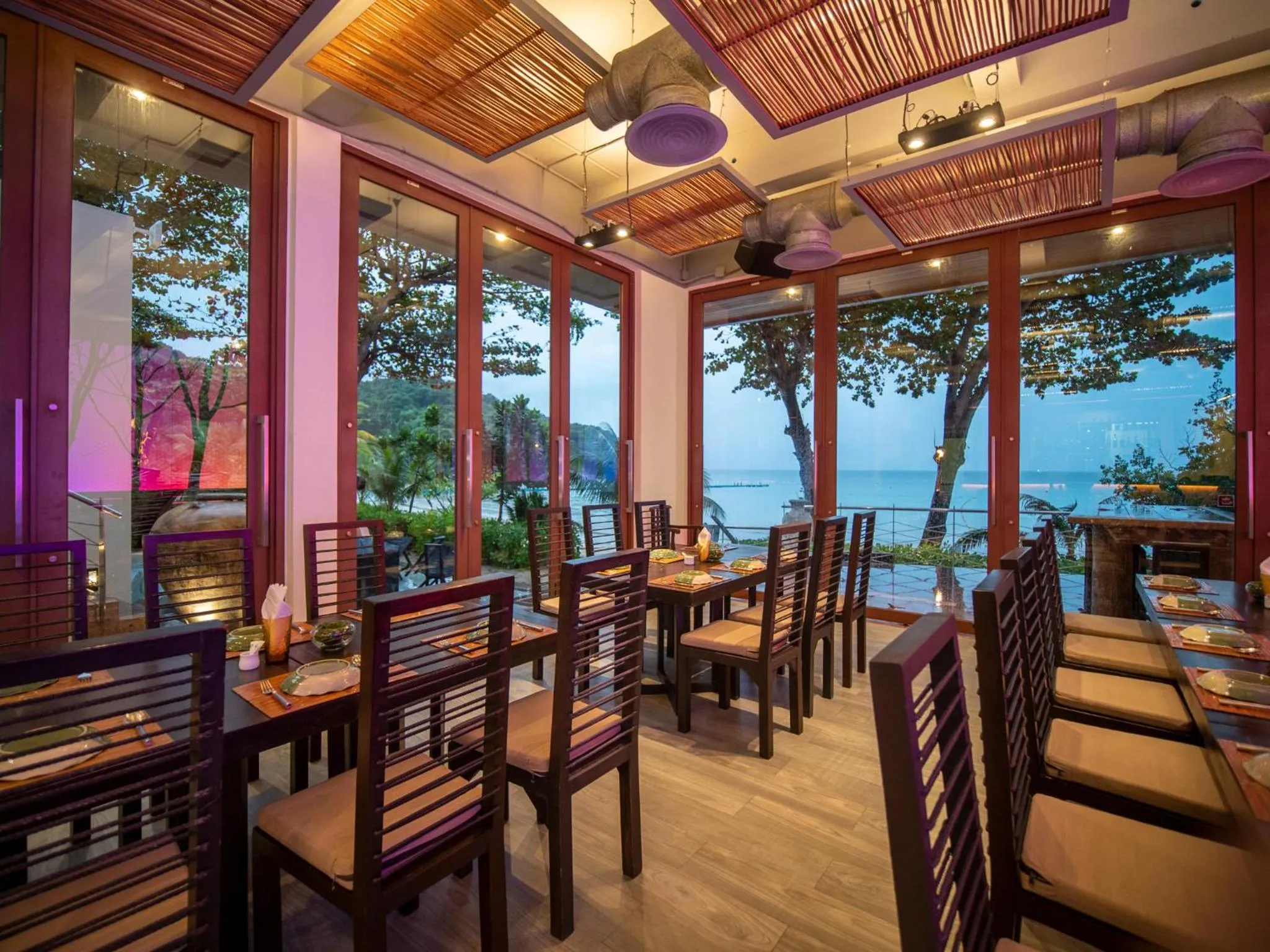 Restaurant/places to eat in Le Vimarn Cottages & Spa