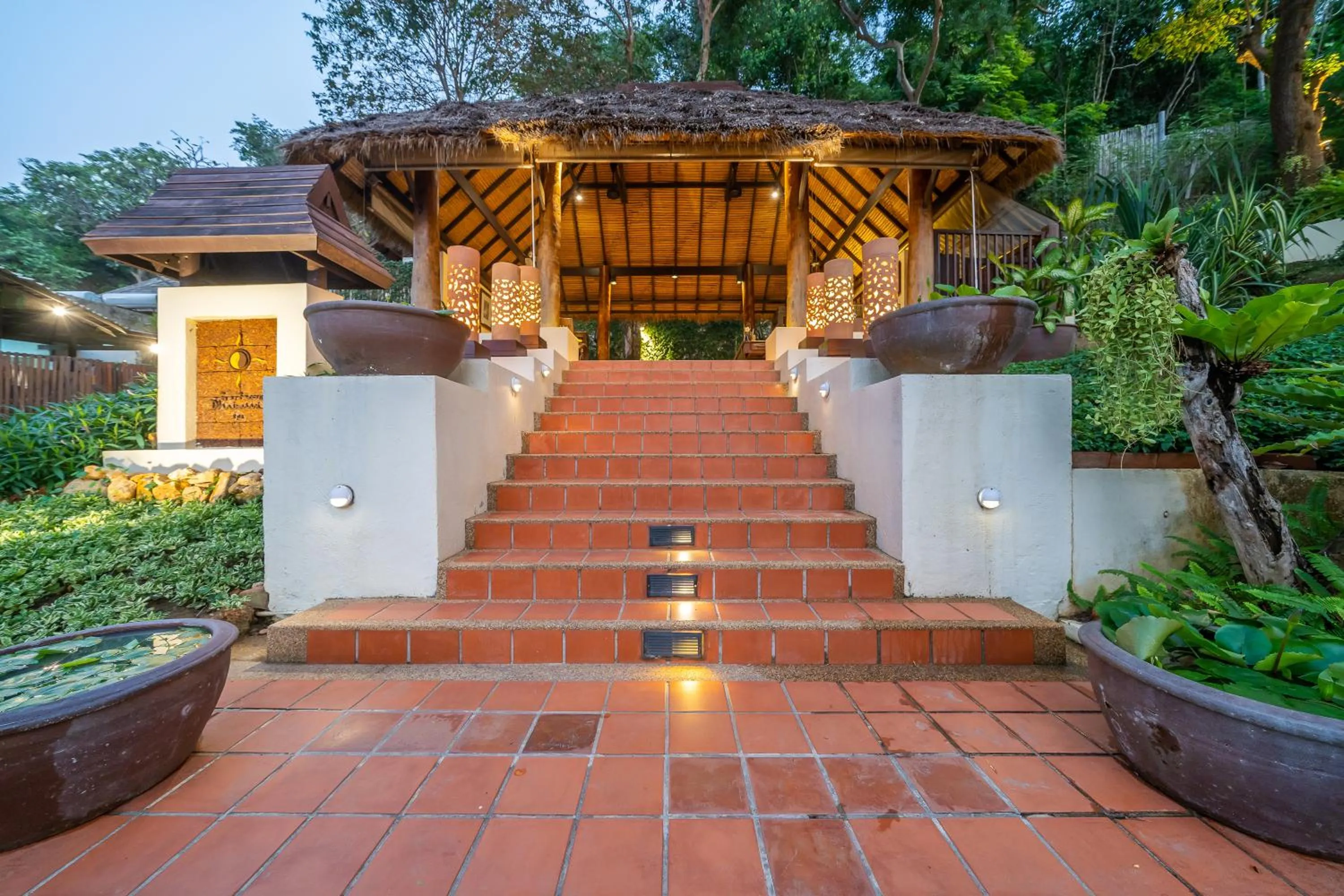 Facade/entrance in Le Vimarn Cottages & Spa