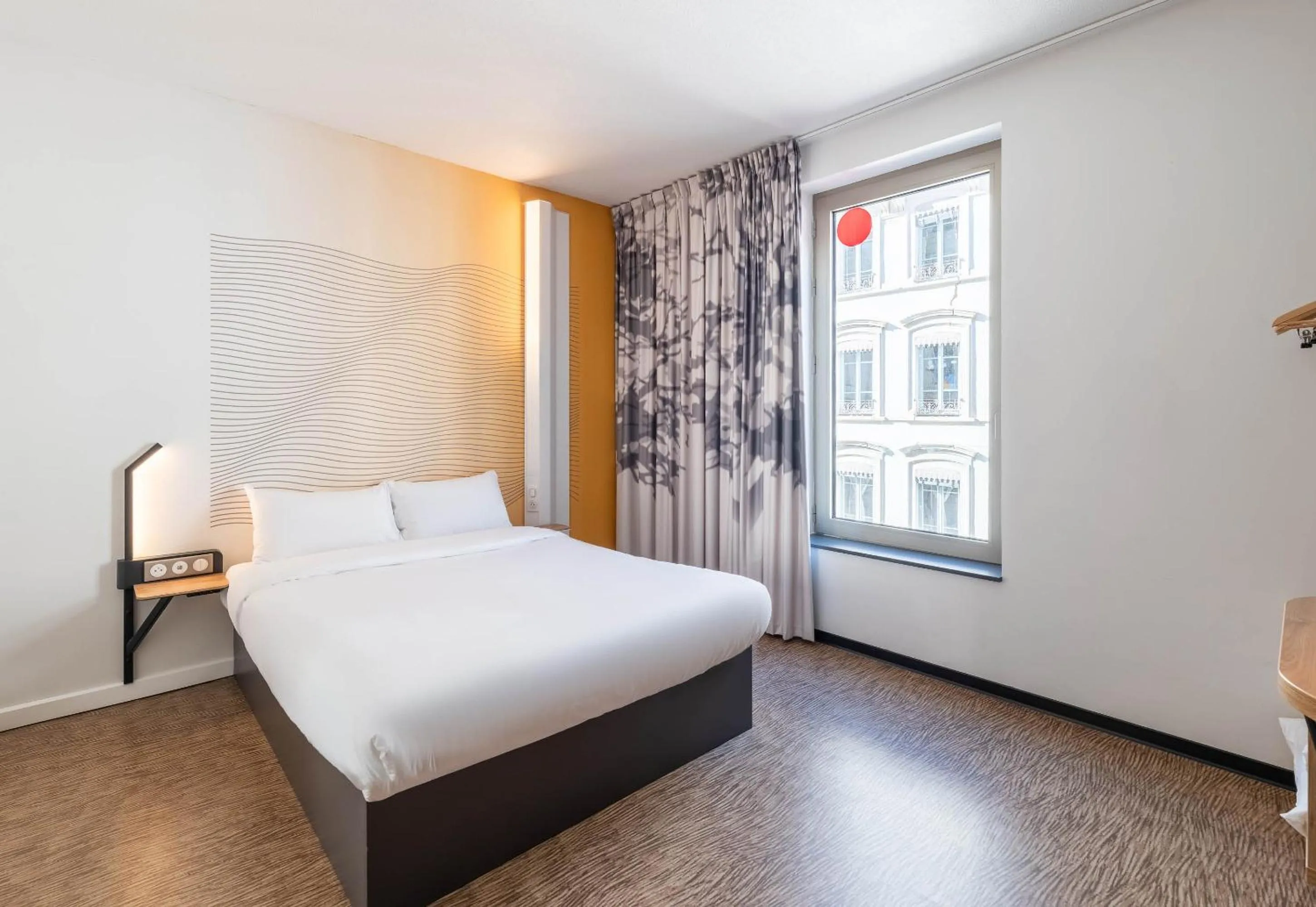 Bedroom, Bed in B&B HOTEL LYON Centre Perrache