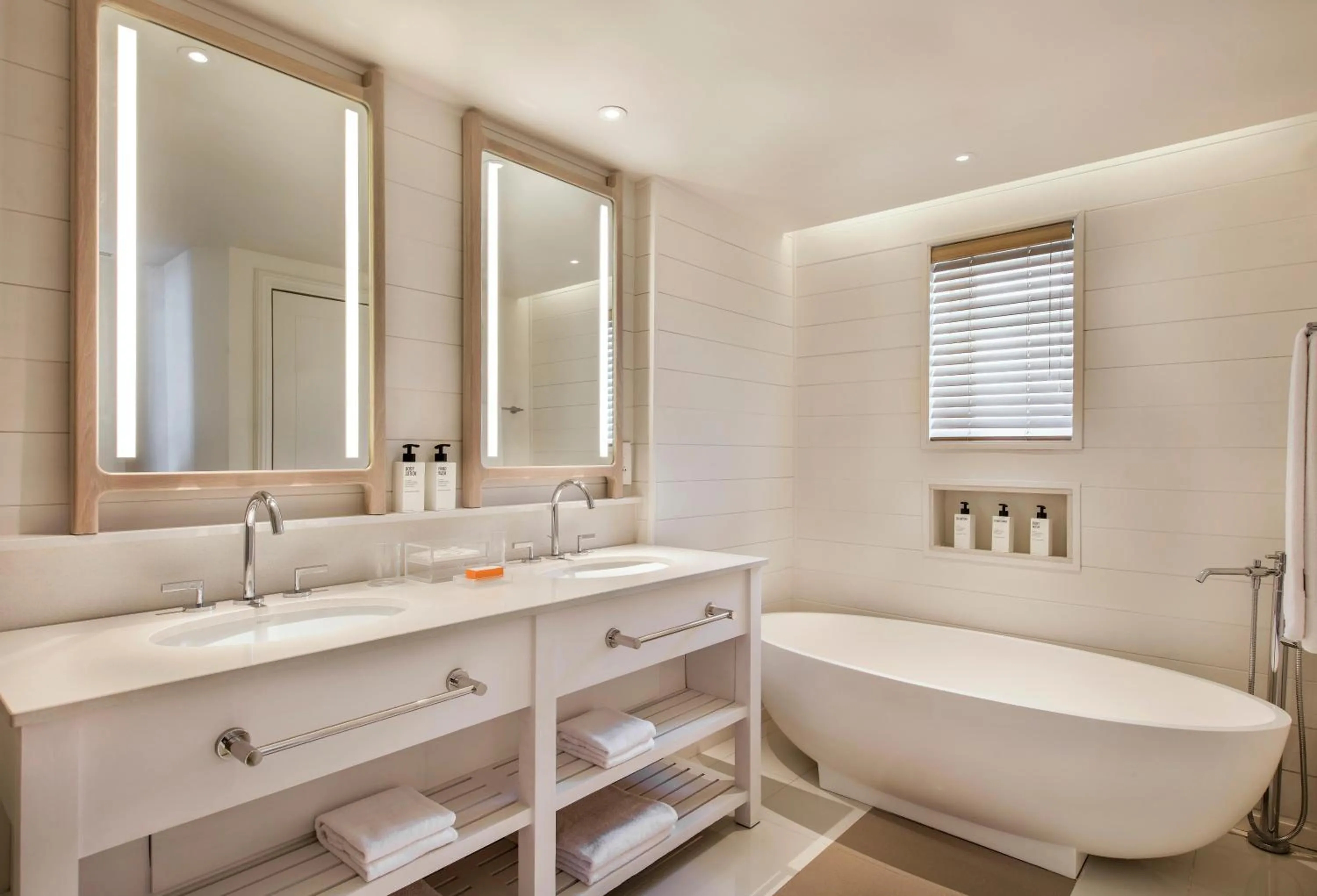 Bathroom in LUX* Belle Mare Resort & Villas