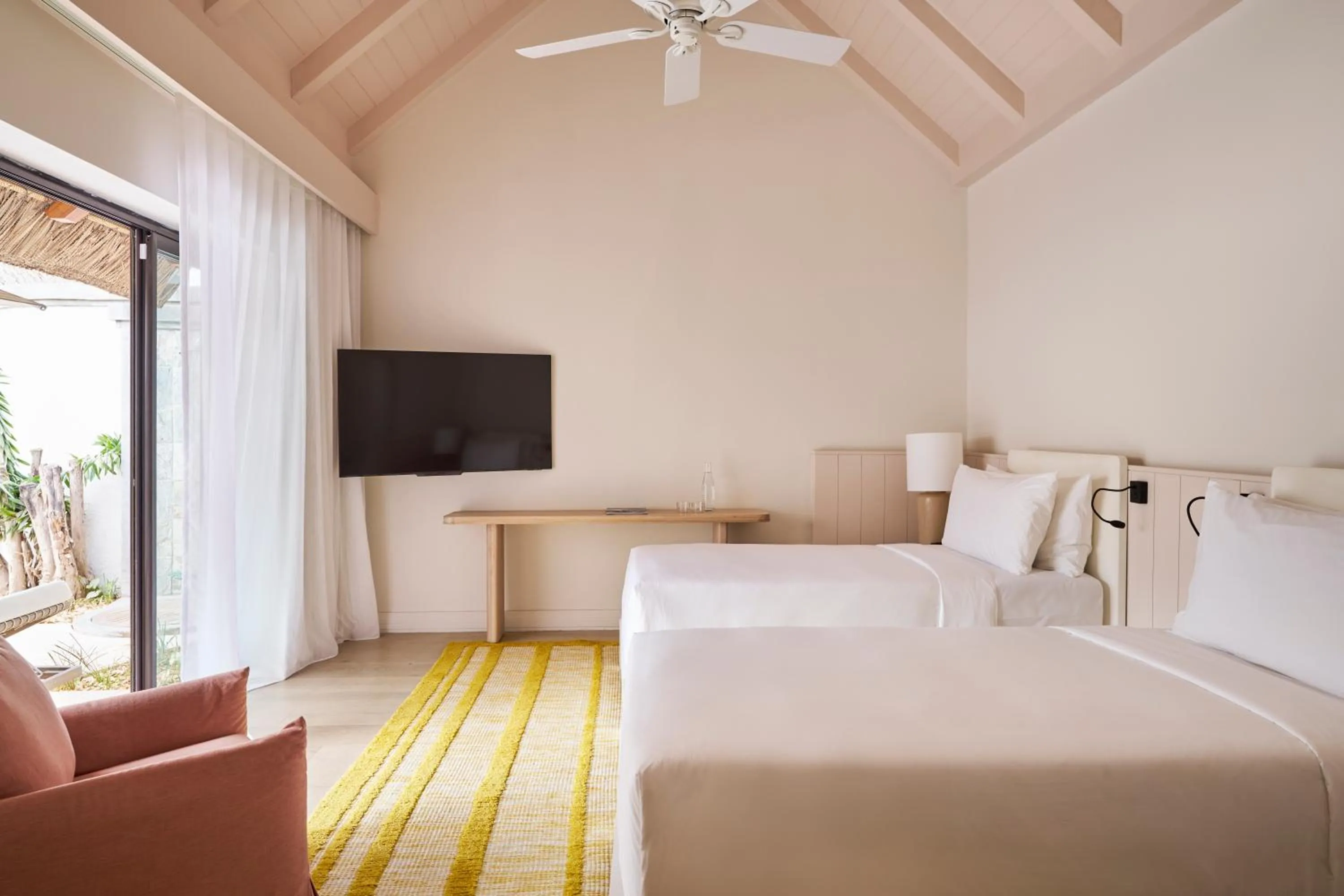 Bedroom, Bed in LUX* Belle Mare Resort & Villas