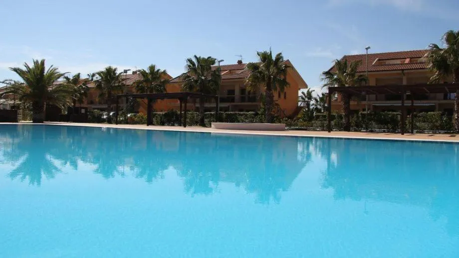 Swimming pool in Residence Dei Margi