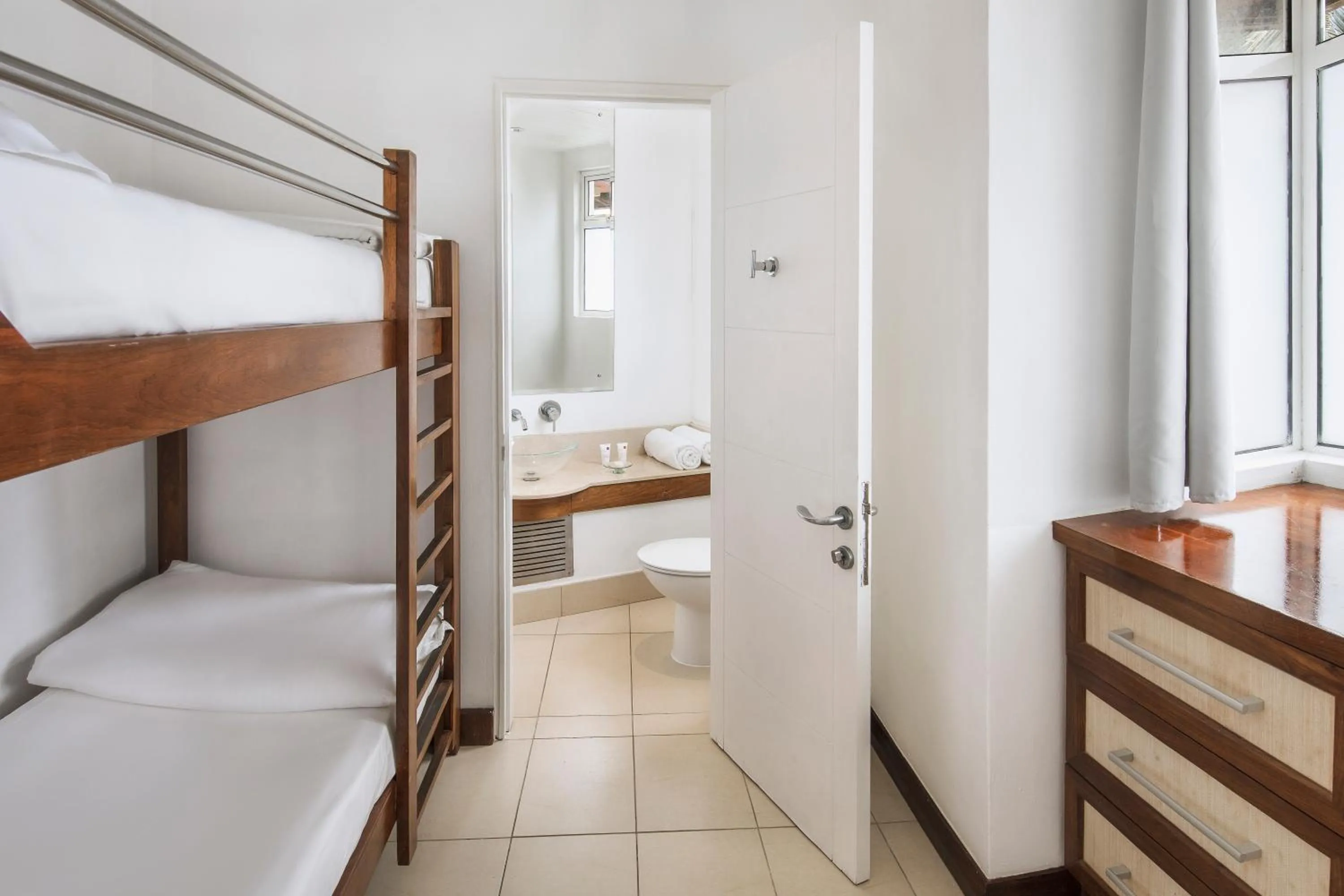 Toilet, Bed in Tamassa Bel Ombre