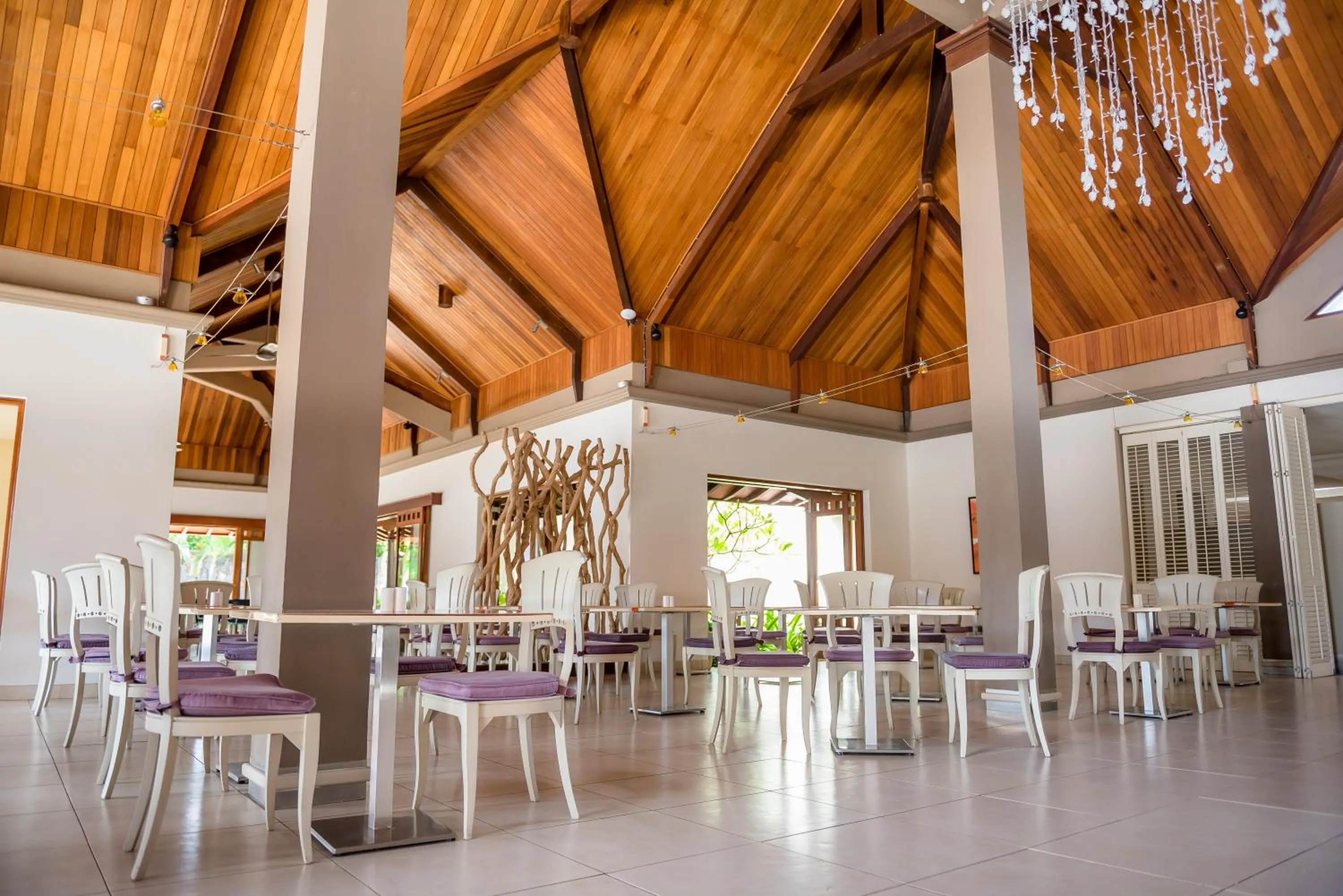 Restaurant/places to eat in Tamassa Bel Ombre