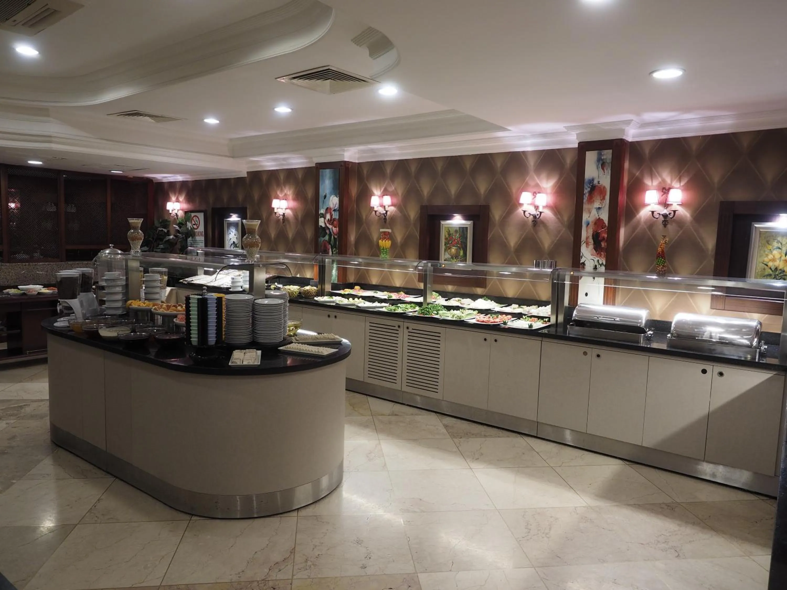 Food and drinks in Seminal Hotel Taksim