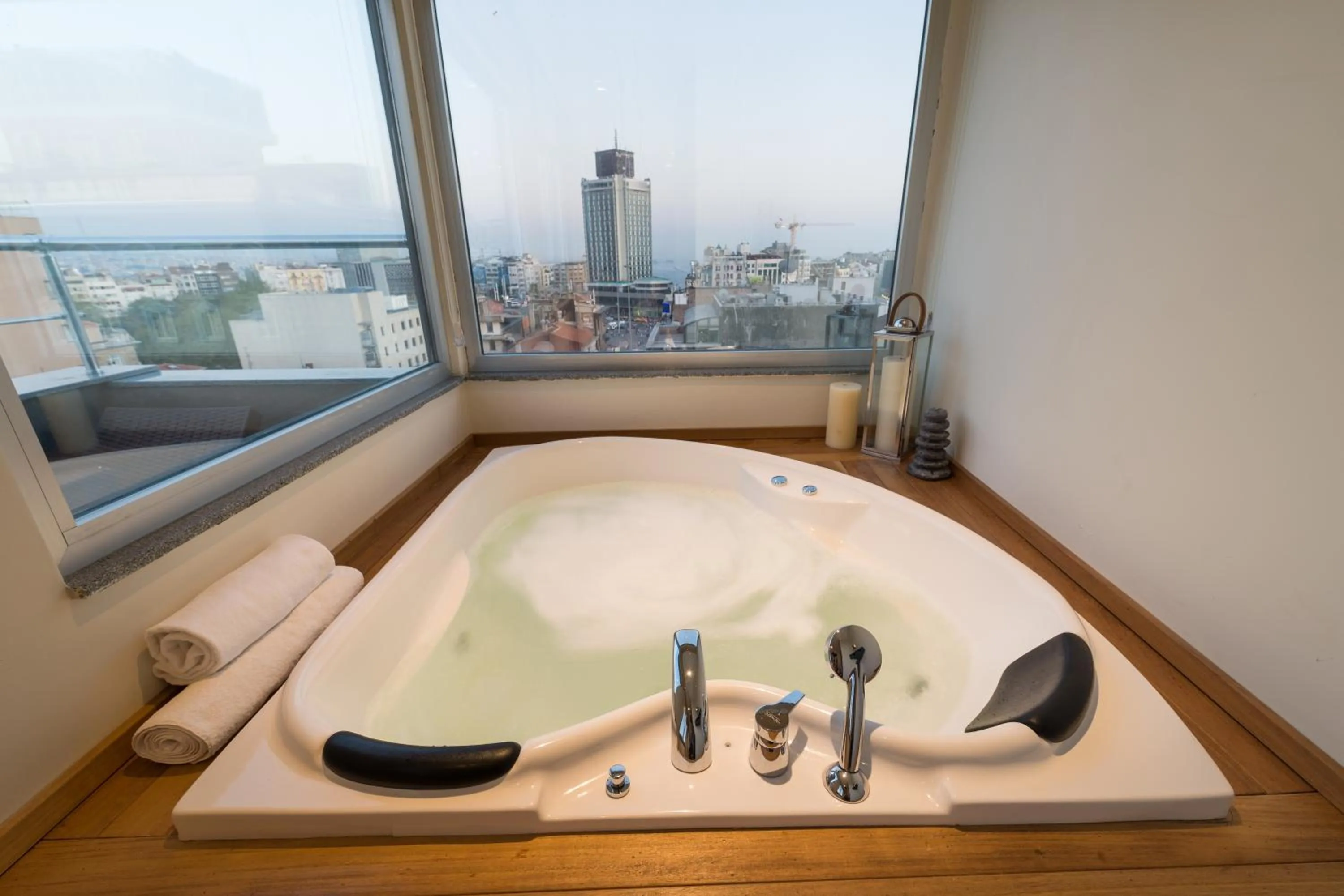 City view in Seminal Hotel Taksim