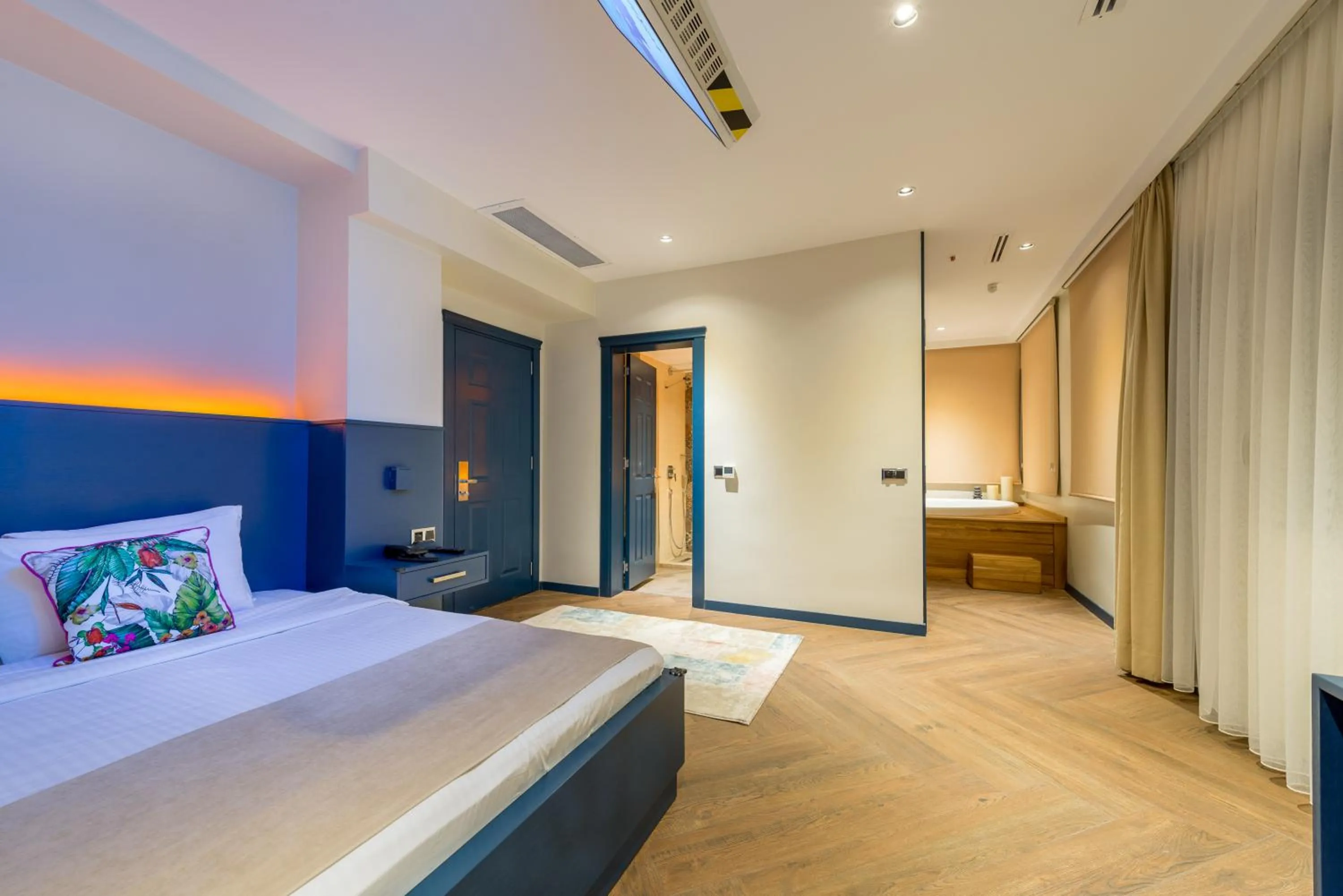 Bedroom, Bed in Seminal Hotel Taksim