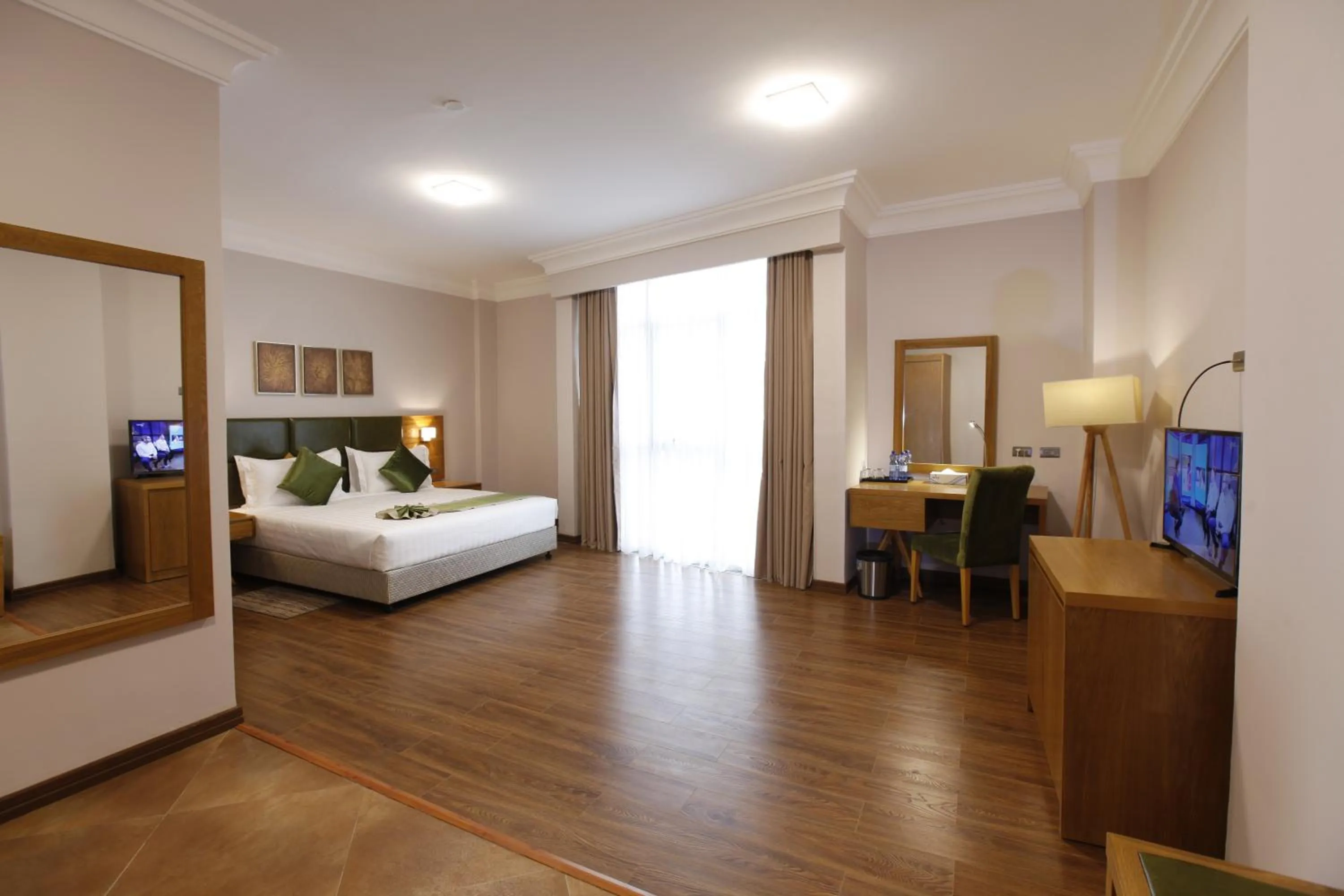 Photo of the whole room, Bed in Sabon Hotel