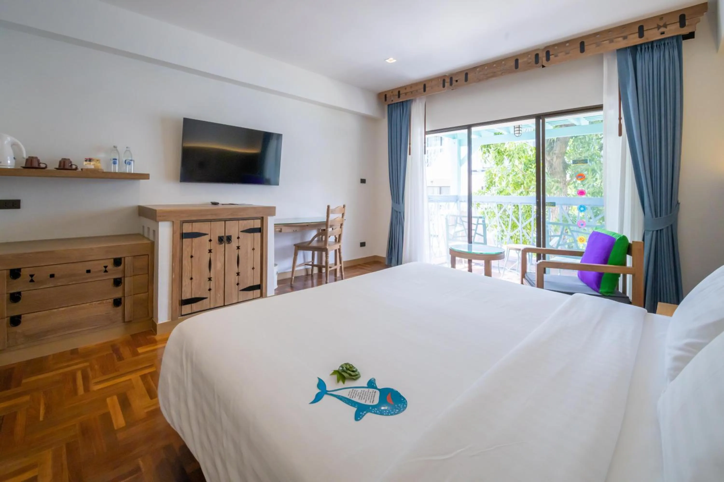Communal lounge/ TV room, Bed in Baan Samui Resort - SHA Extra Plus