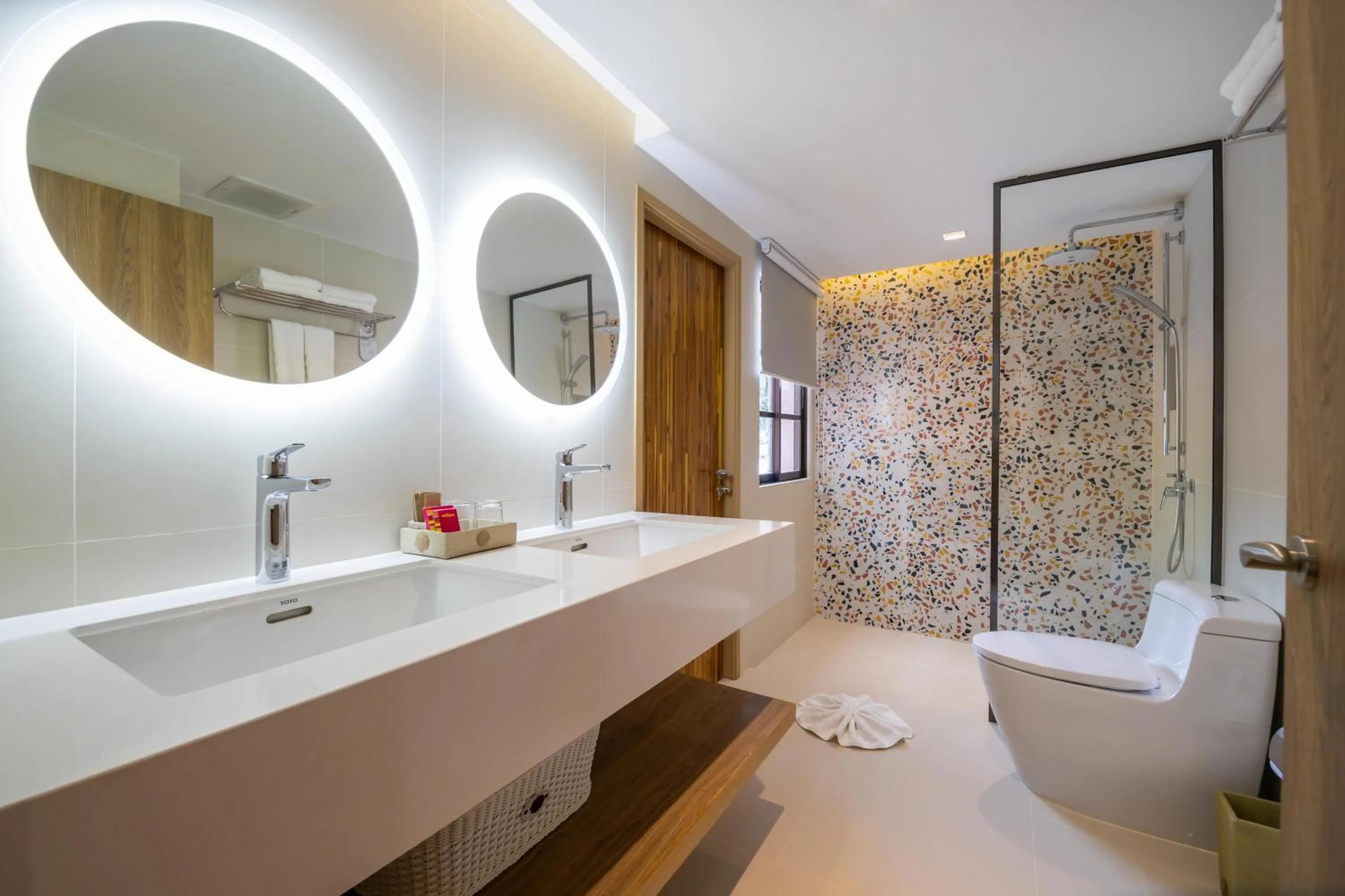 Shower in Baan Samui Resort - SHA Extra Plus