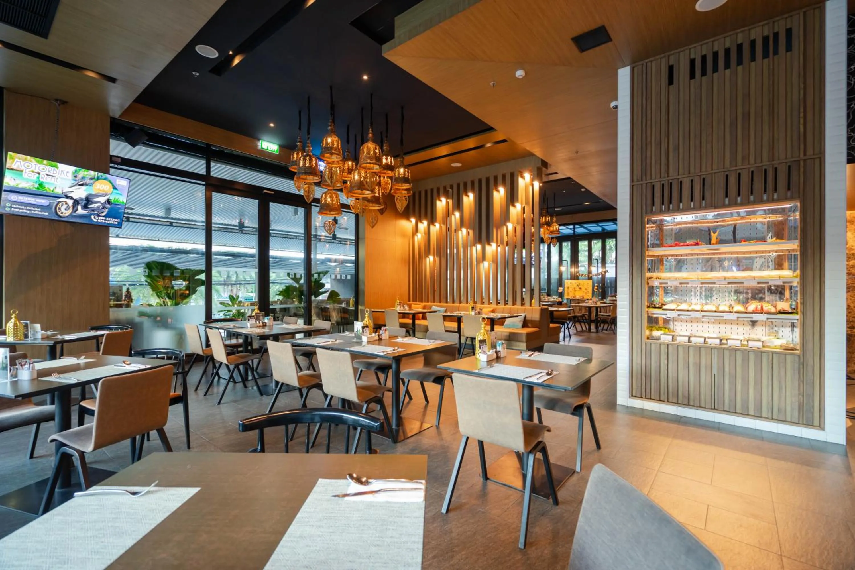 Restaurant/places to eat in Holiday Inn Resort Krabi Ao Nang Beach by IHG