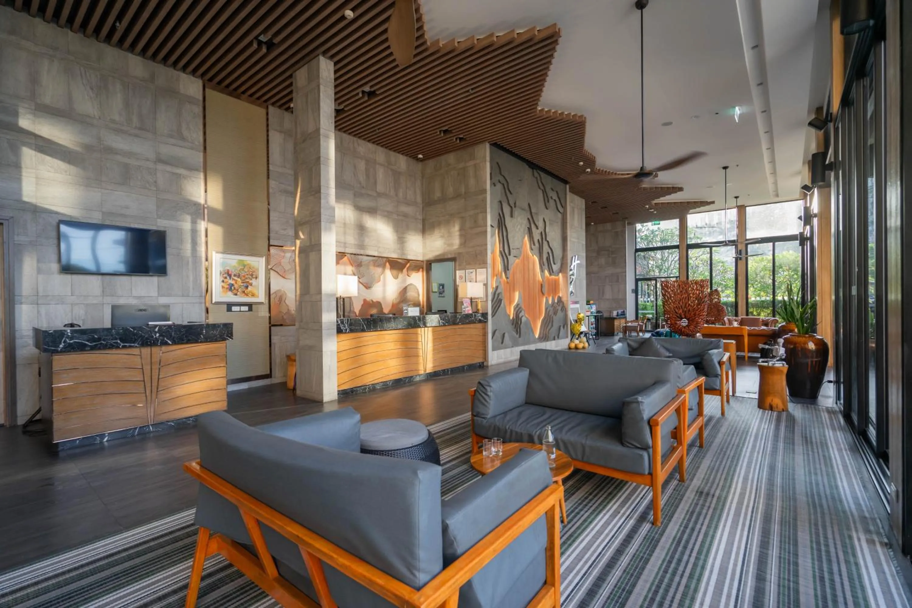 Lobby or reception in Holiday Inn Resort Krabi Ao Nang Beach by IHG