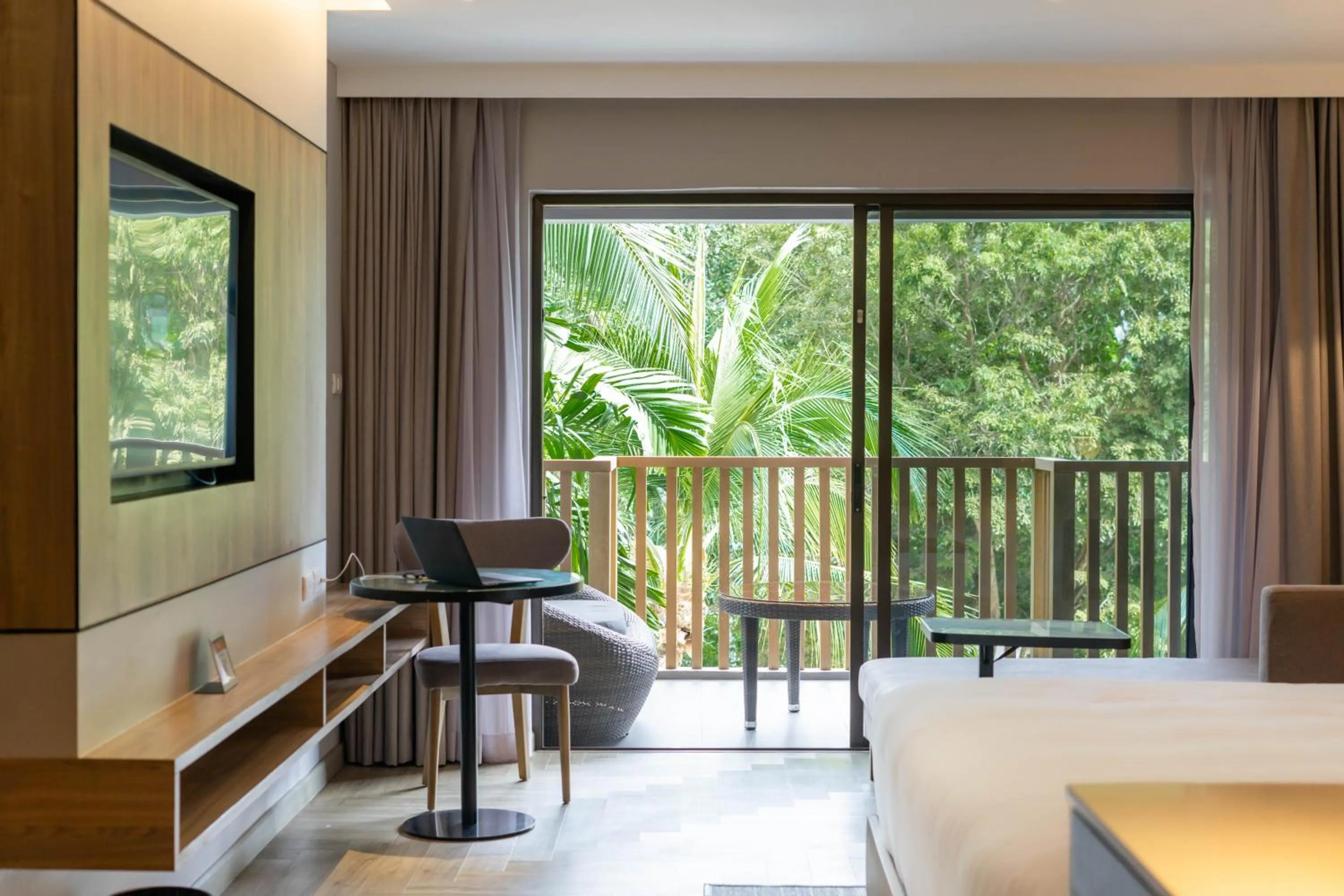 Balcony/Terrace in Holiday Inn Resort Krabi Ao Nang Beach by IHG