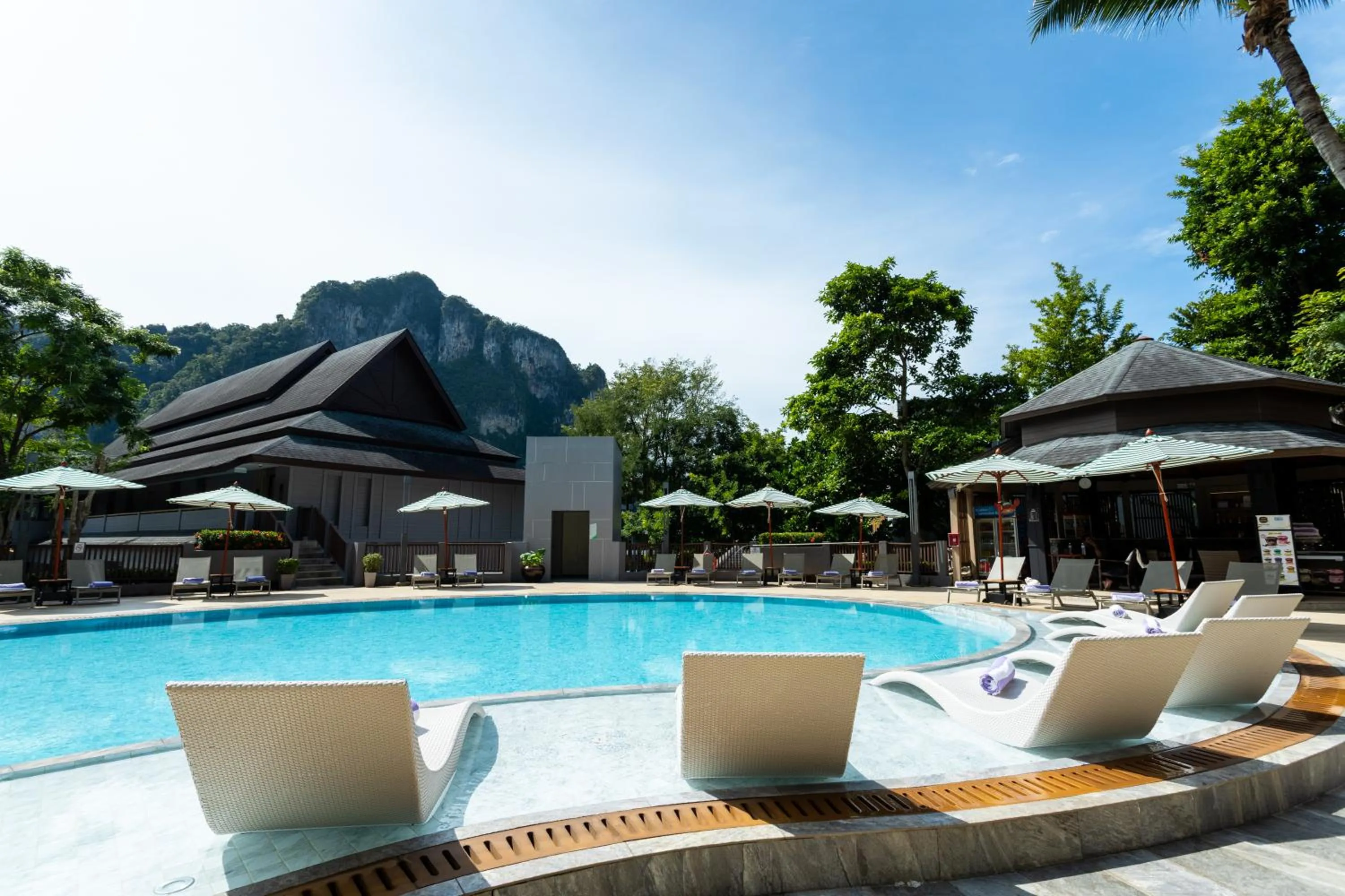 Swimming pool in Holiday Inn Resort Krabi Ao Nang Beach by IHG