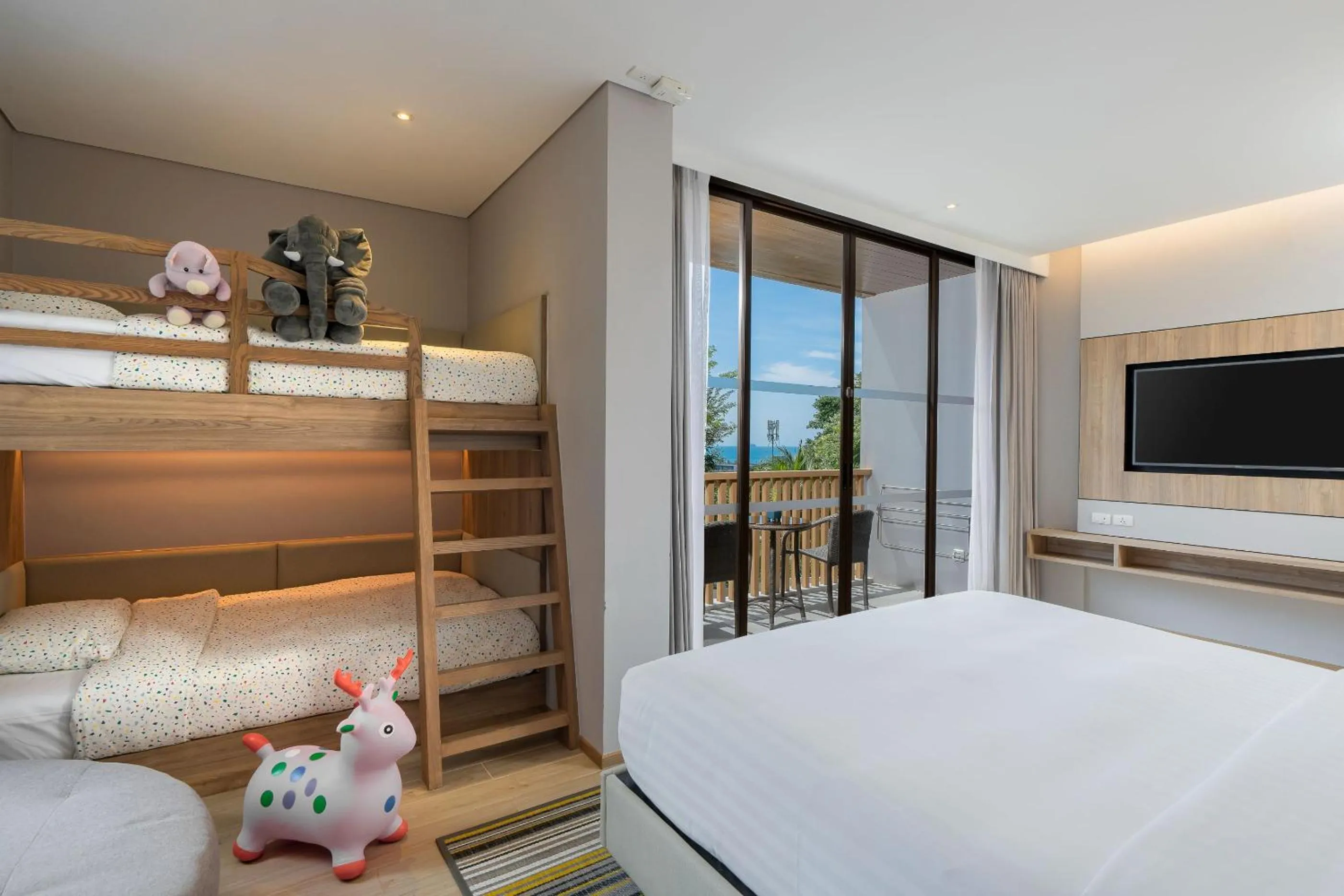 Bed in Holiday Inn Resort Krabi Ao Nang Beach by IHG