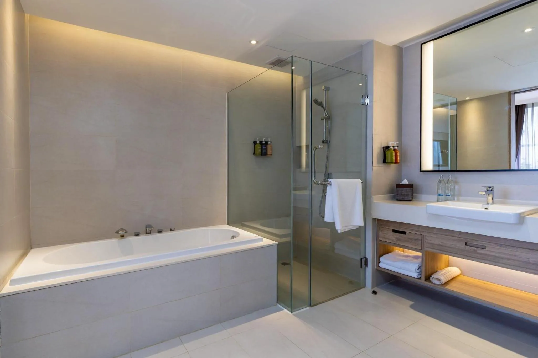 Bathroom in Holiday Inn Resort Krabi Ao Nang Beach by IHG