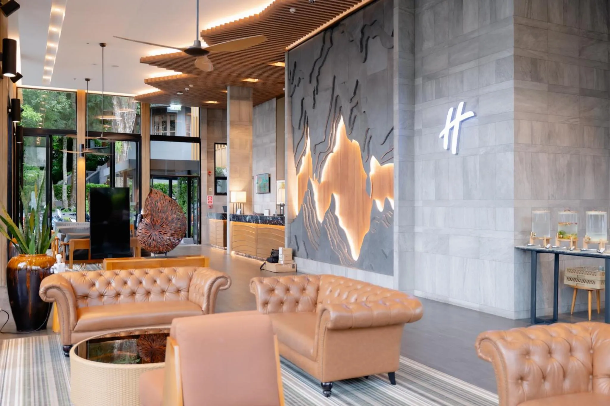 Lobby or reception in Holiday Inn Resort Krabi Ao Nang Beach by IHG