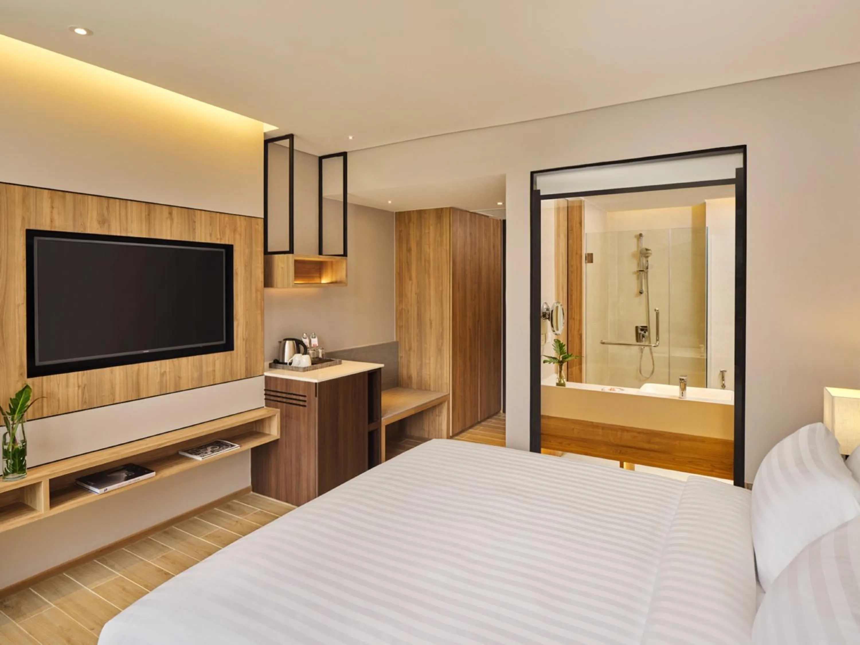 Photo of the whole room, Bed in Holiday Inn Resort Krabi Ao Nang Beach by IHG