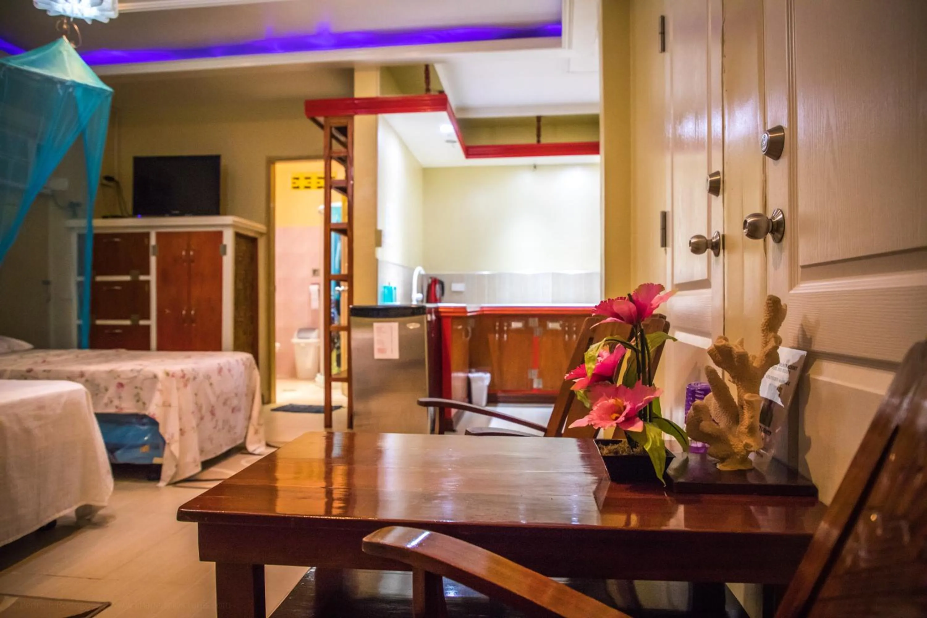 Bed in AABANA Beach & Watersport Resort