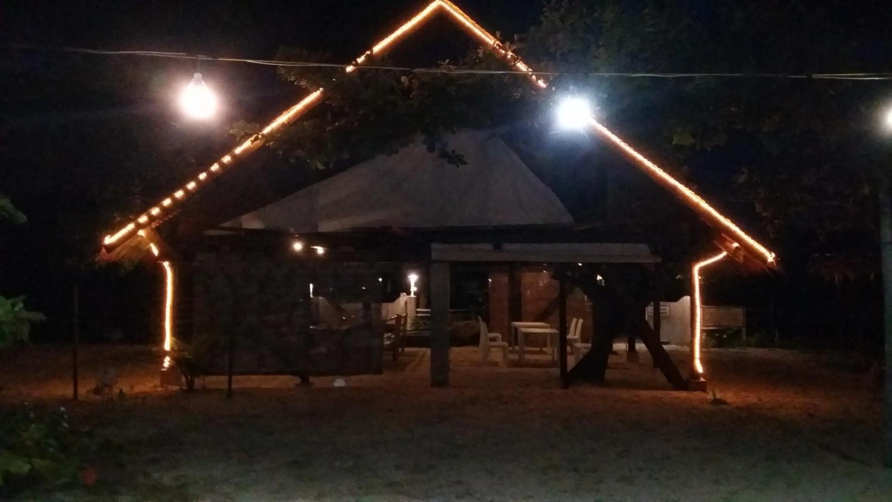 Restaurant/places to eat in AABANA Beach & Watersport Resort