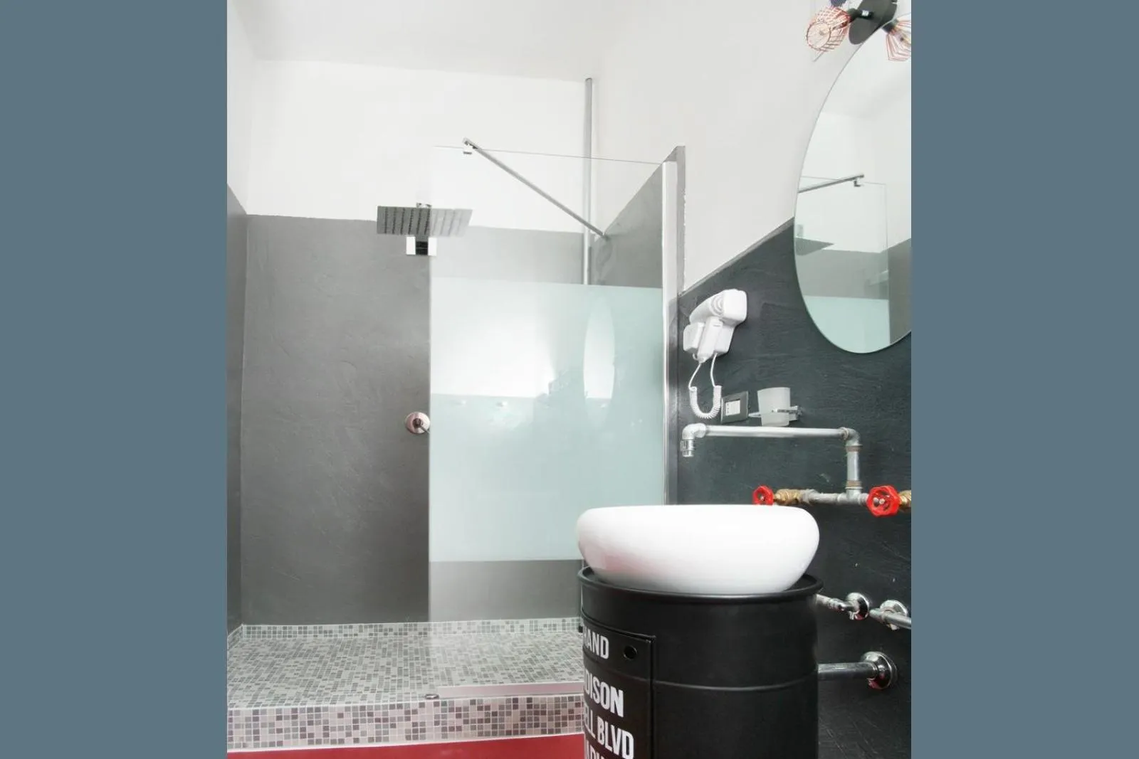 Bathroom in Milano Affittacamere