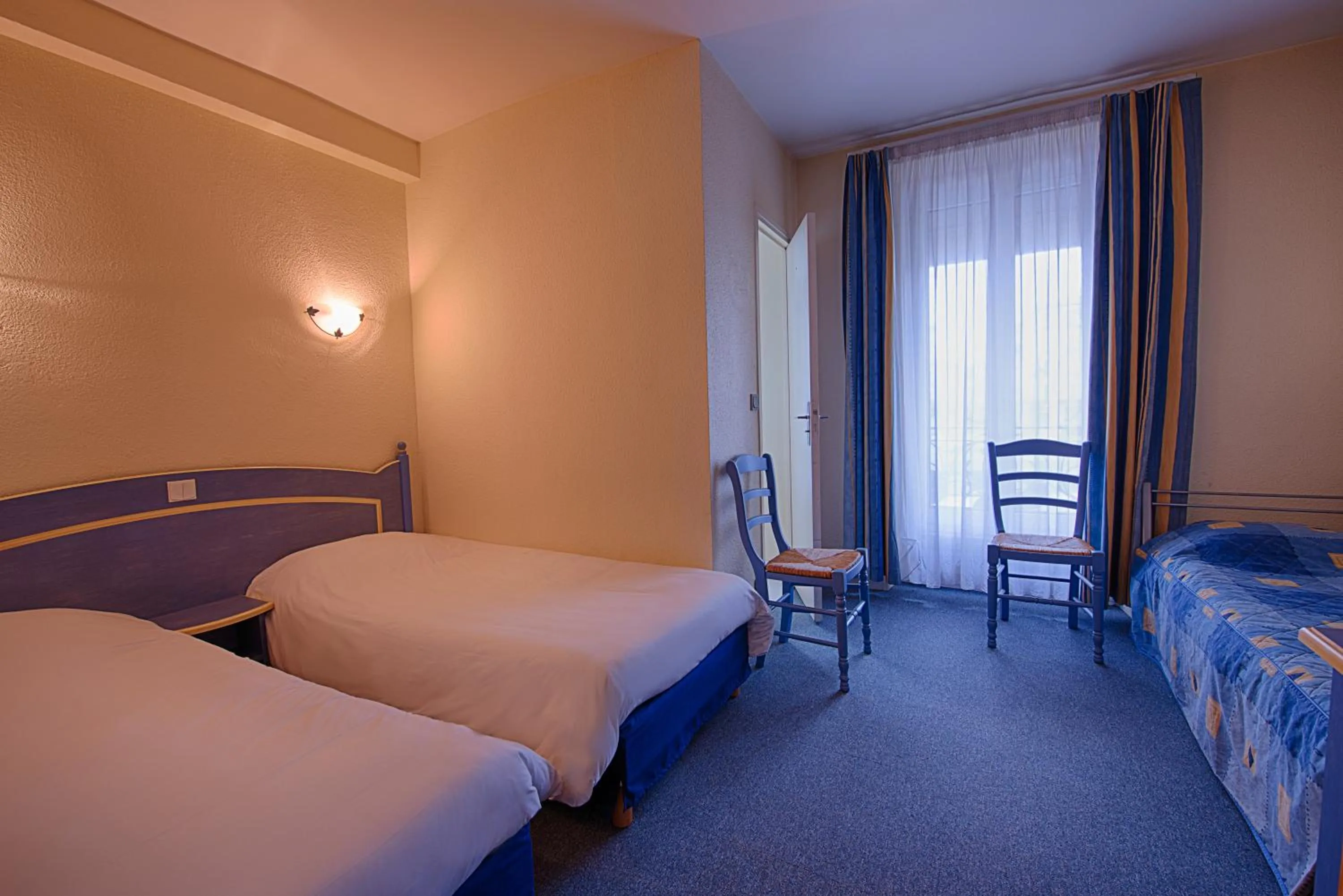 Bedroom, Bed in Le Ruisseau