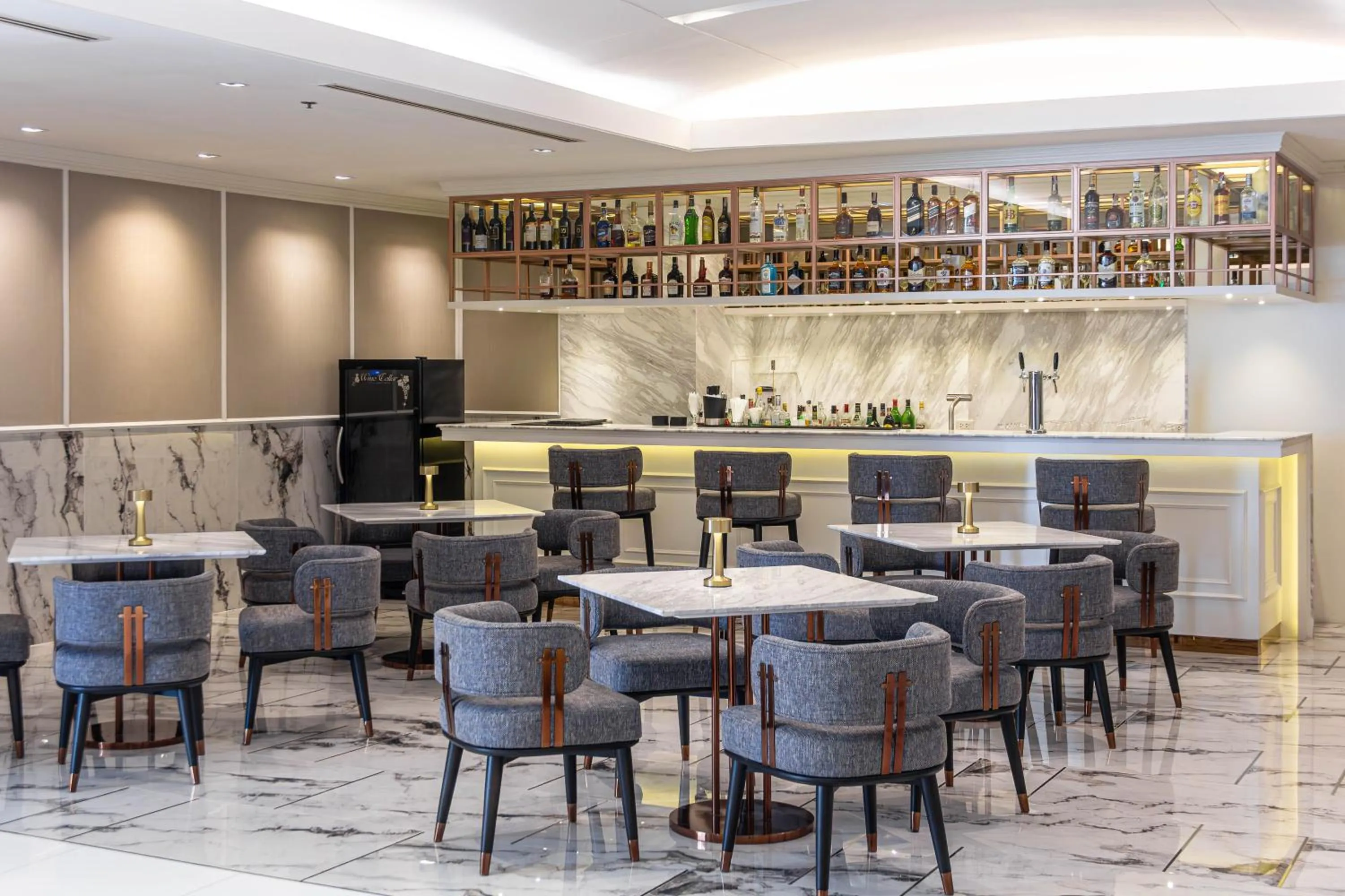 Lounge or bar in Jasmine City Hotel