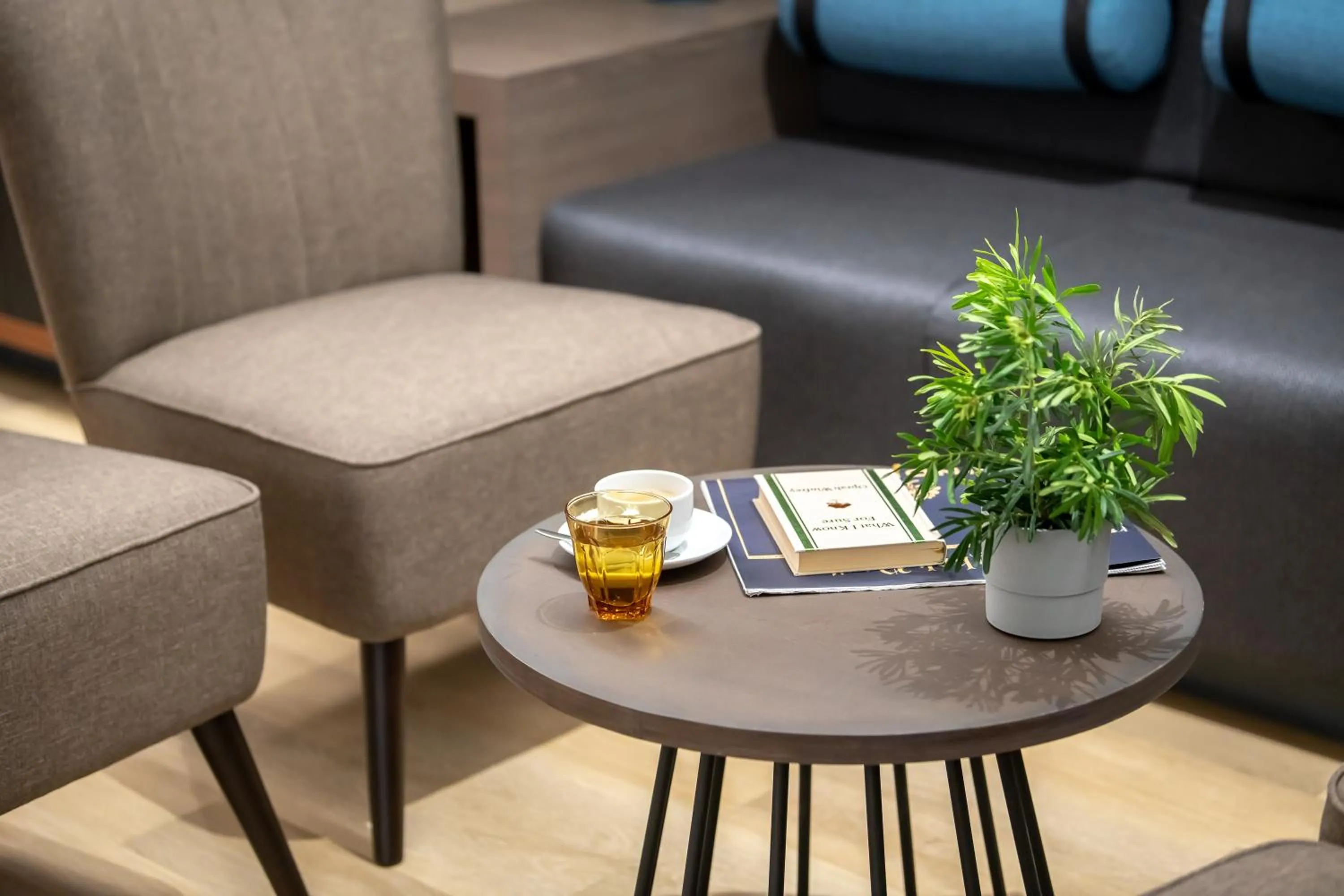 Library in Jasmine City Hotel