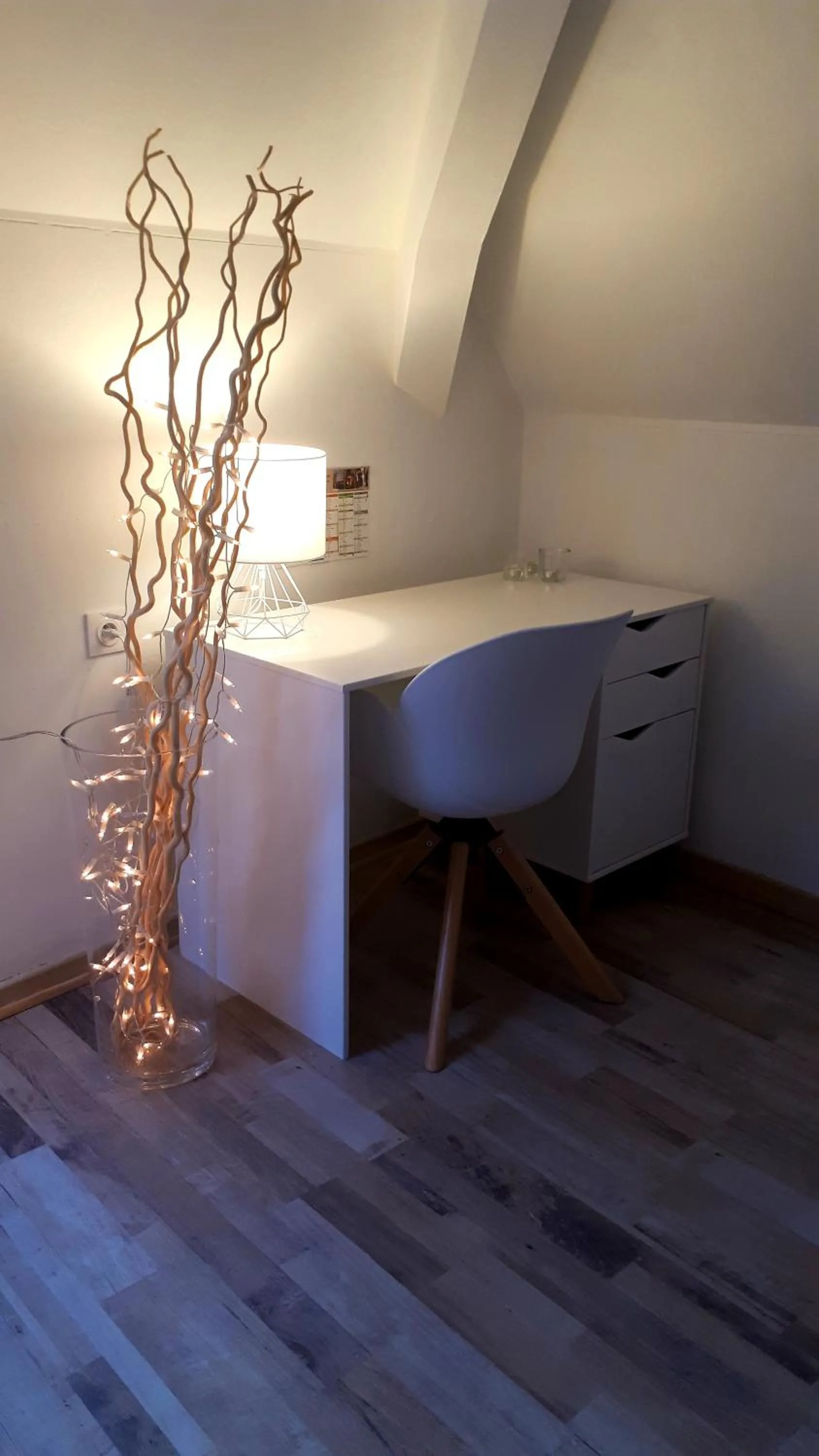 Photo of the whole room in Hôtel Restaurant L'Industrie