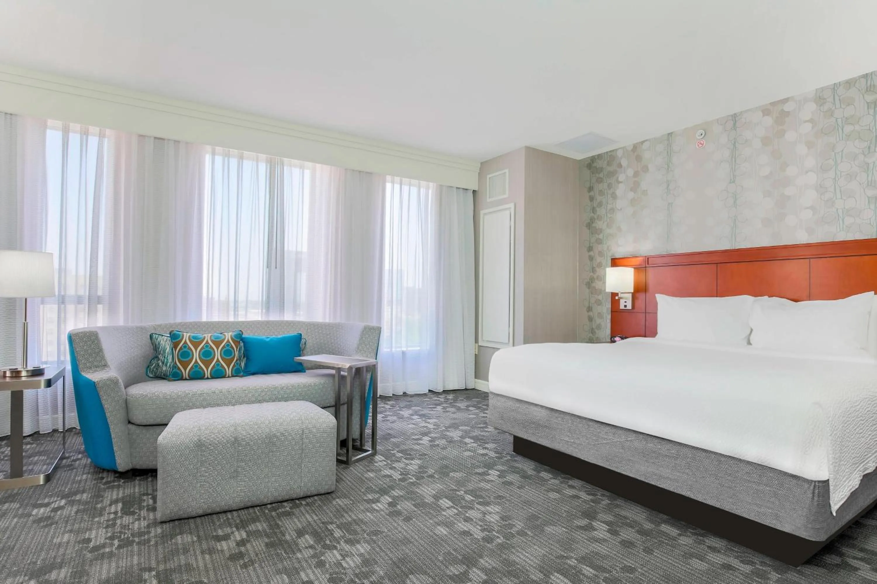 Photo of the whole room, Bed in Courtyard by Marriott Amarillo Downtown