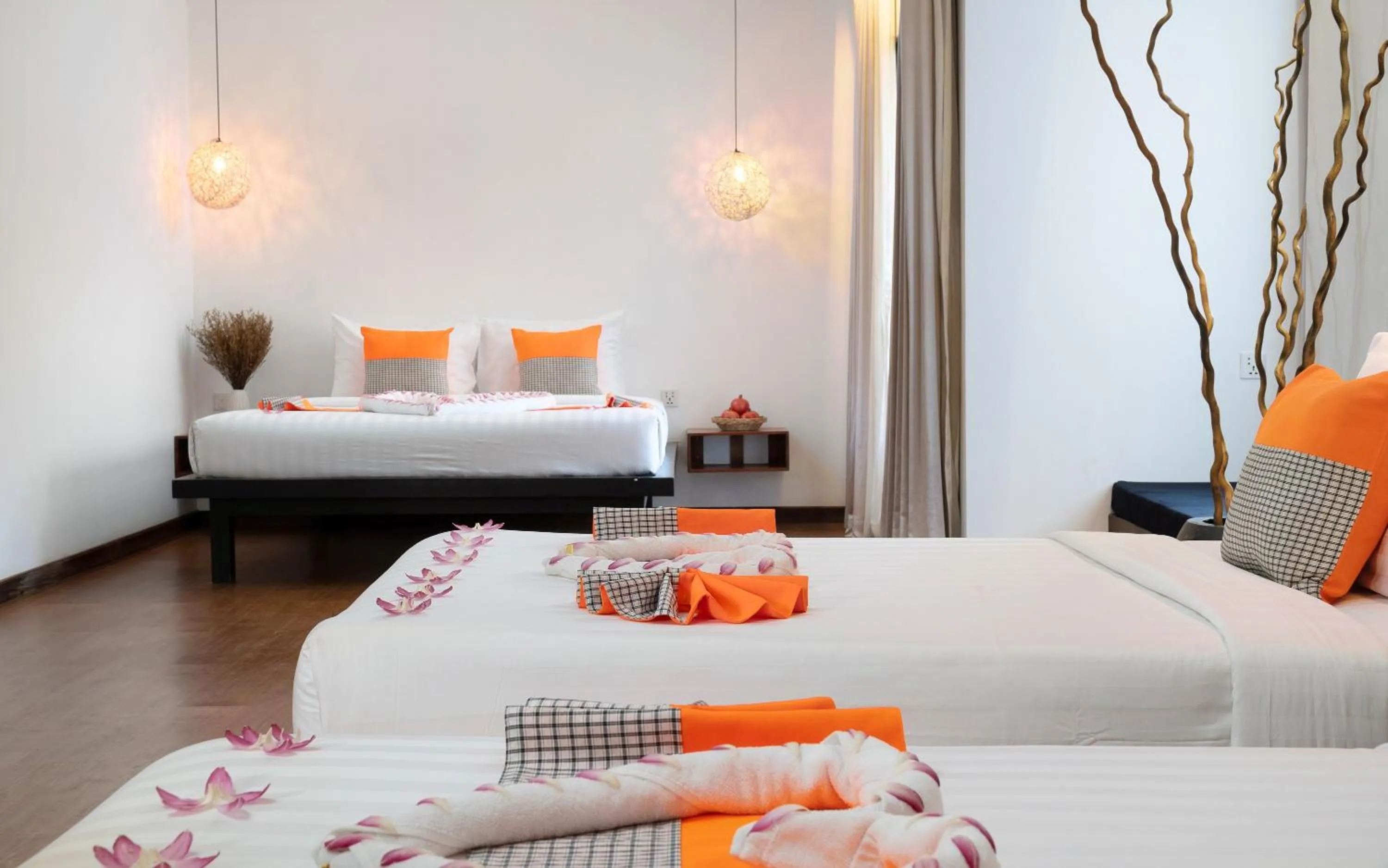 Bed in Central Corner d'Angkor