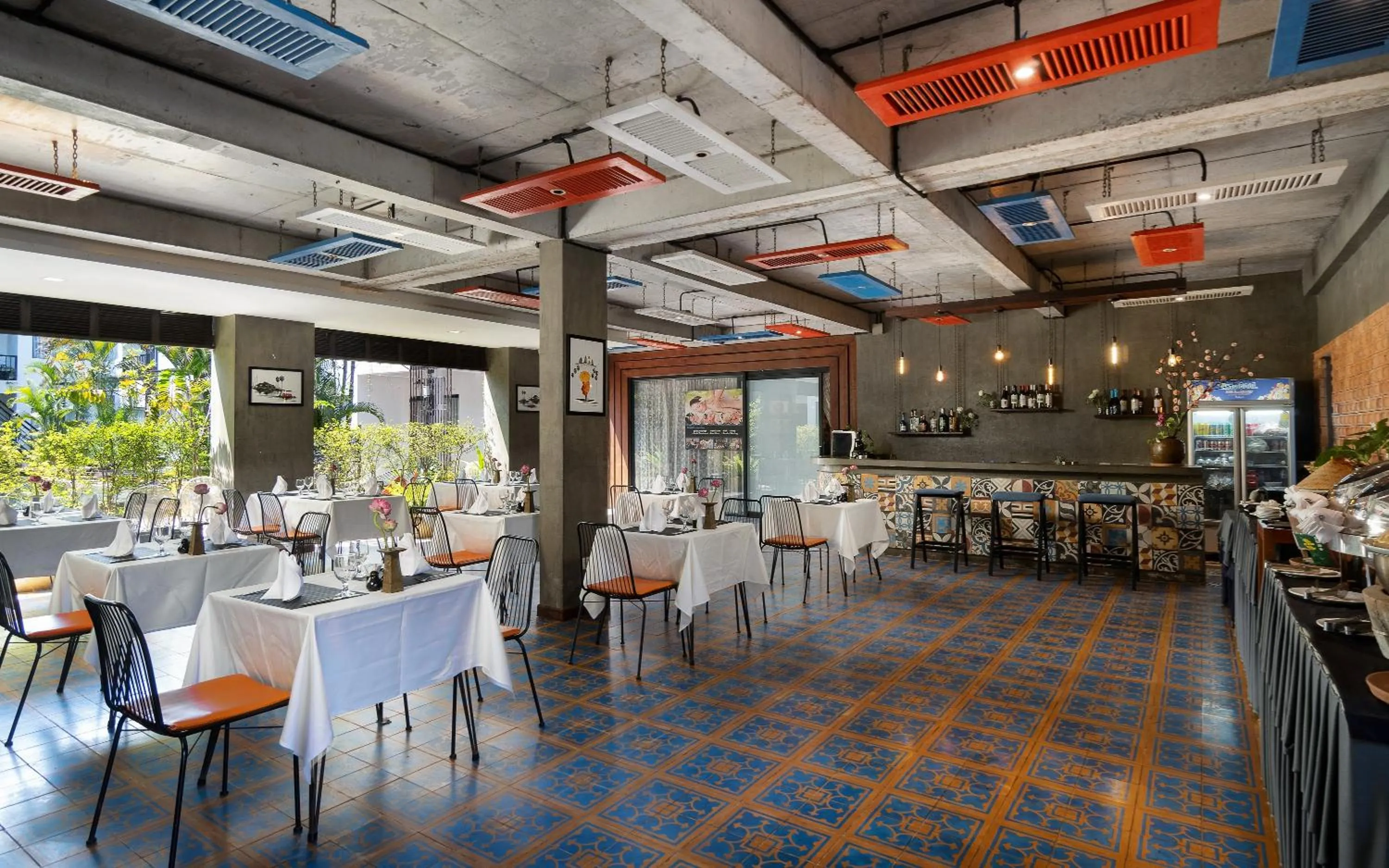 Restaurant/places to eat in Central Corner d'Angkor