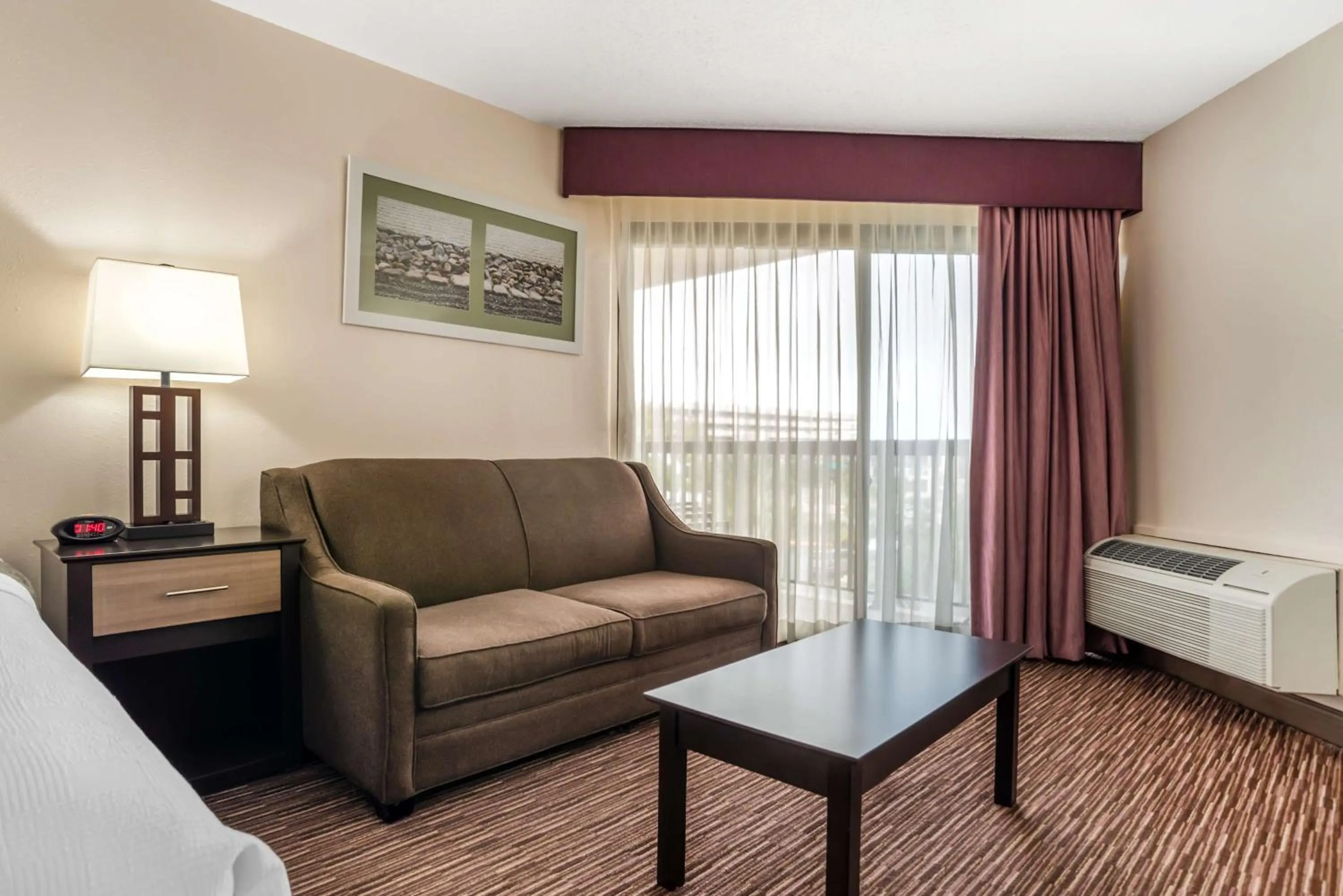 Bedroom, Bed in Best Western Oak Manor