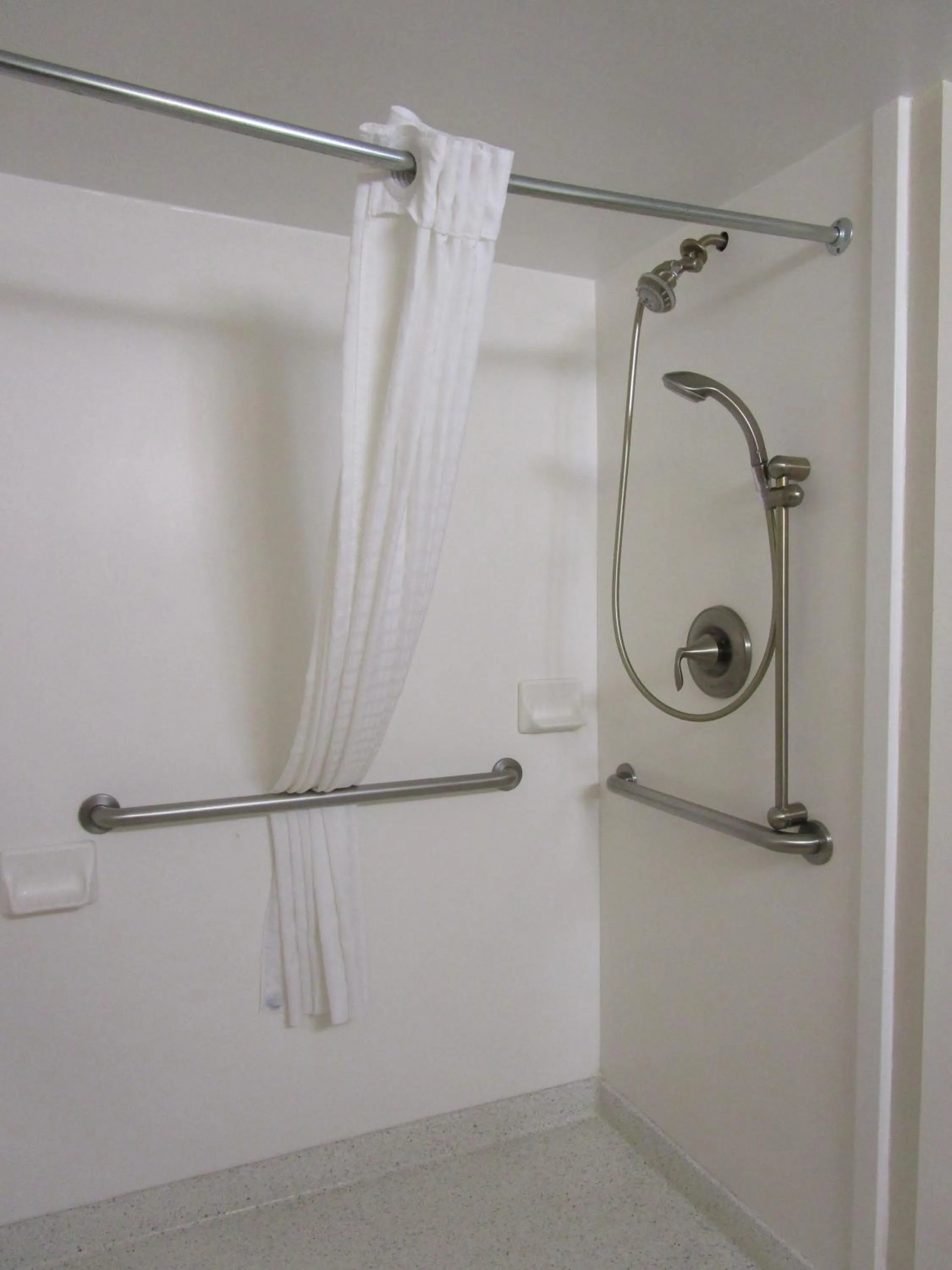 Bathroom in Best Western Oak Manor