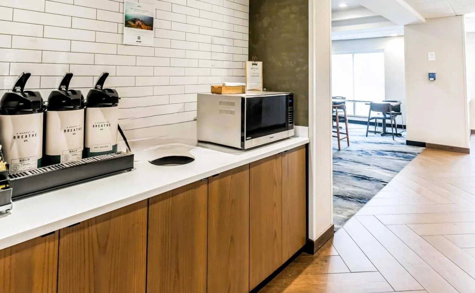 Coffee/tea facilities in Fairfield by Marriott Inn & Suites Columbus Hilliard