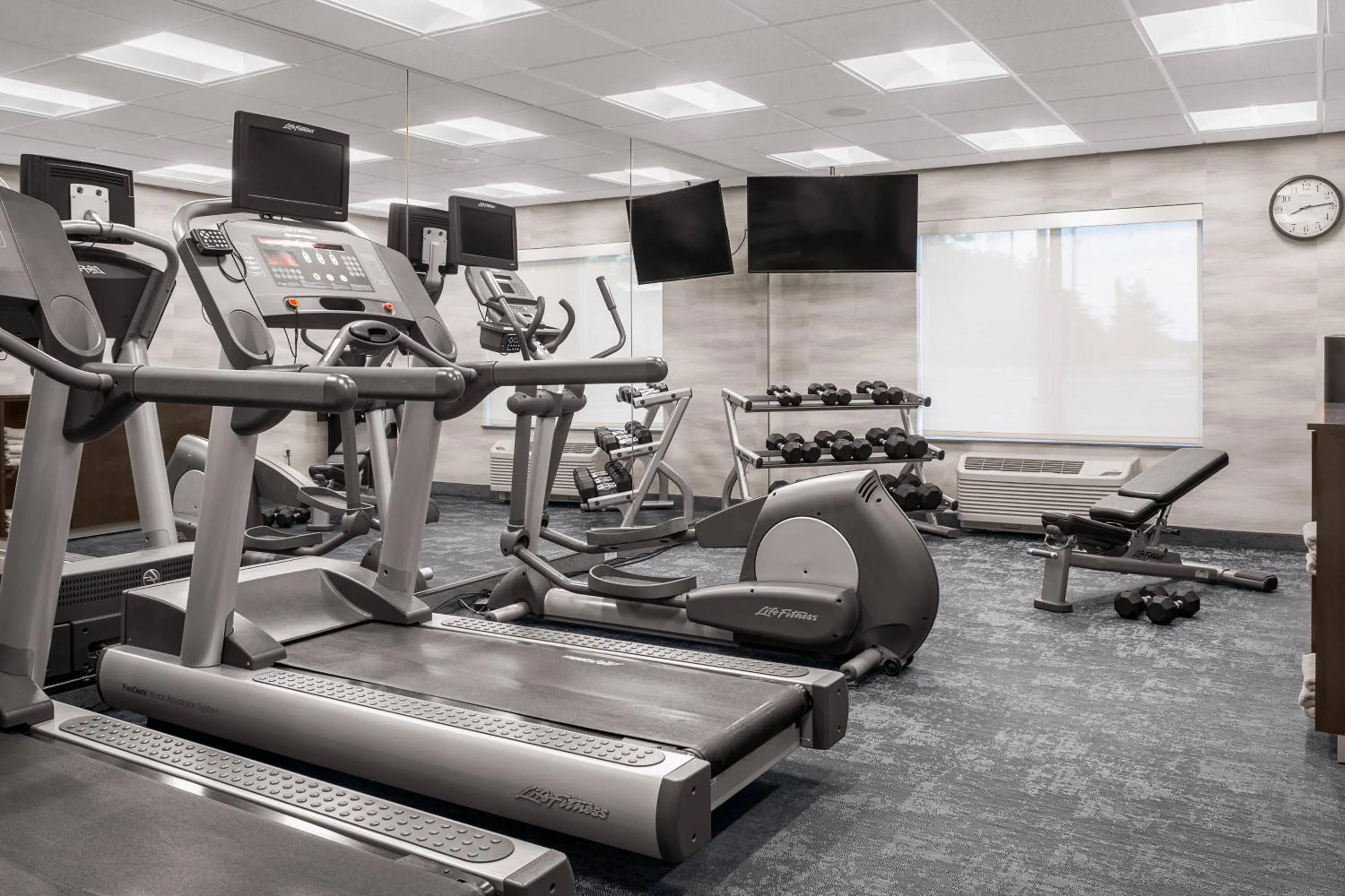 Fitness centre/facilities in Fairfield by Marriott Inn & Suites Columbus Hilliard