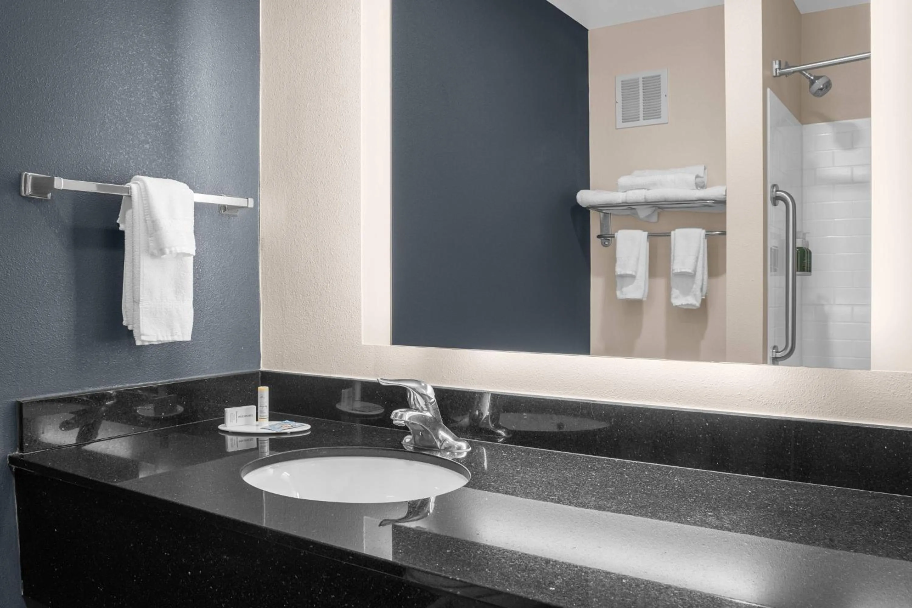 Bathroom in Fairfield by Marriott Inn & Suites Columbus Hilliard