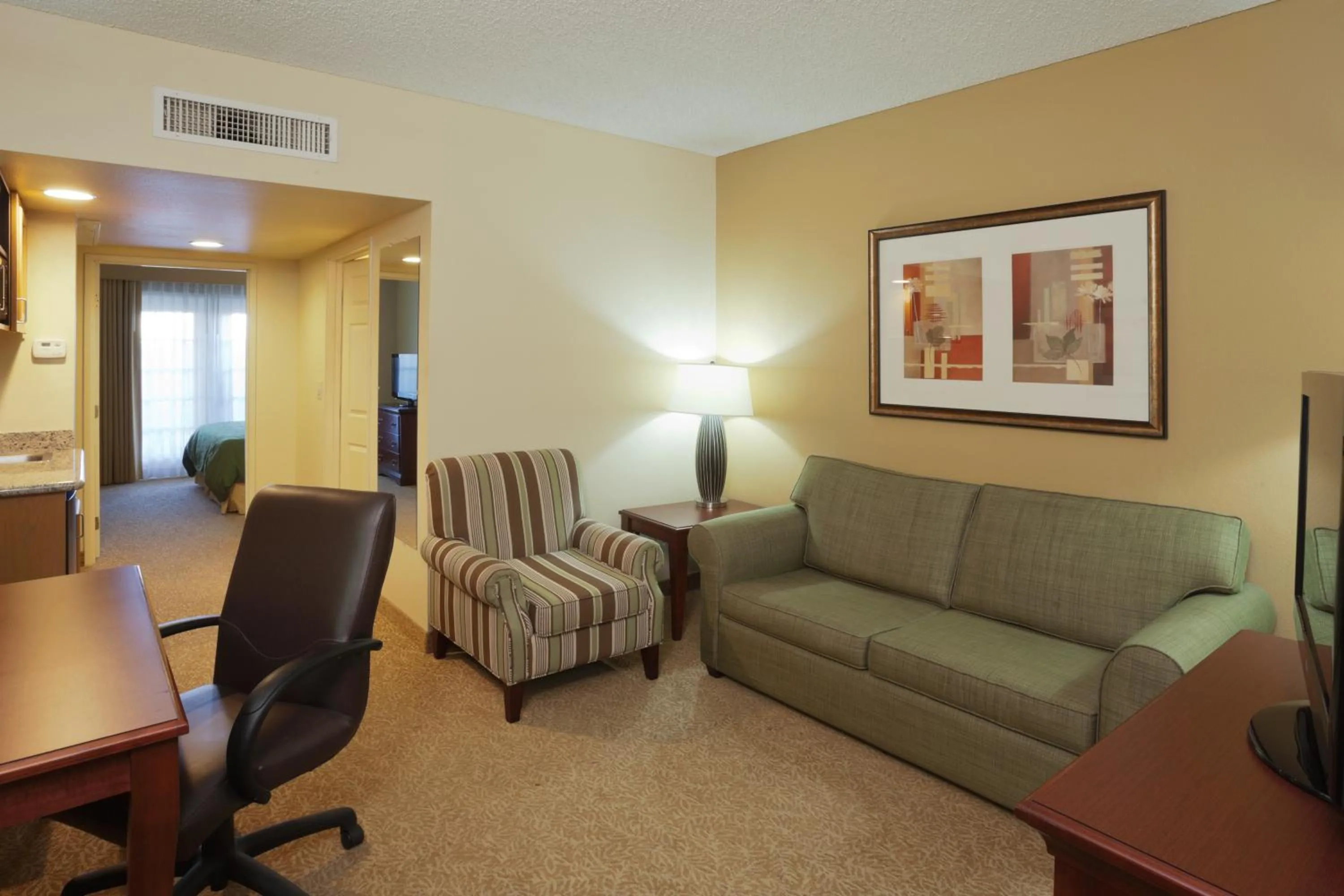 Photo of the whole room in Country Inn & Suites by Radisson, Mesa, AZ