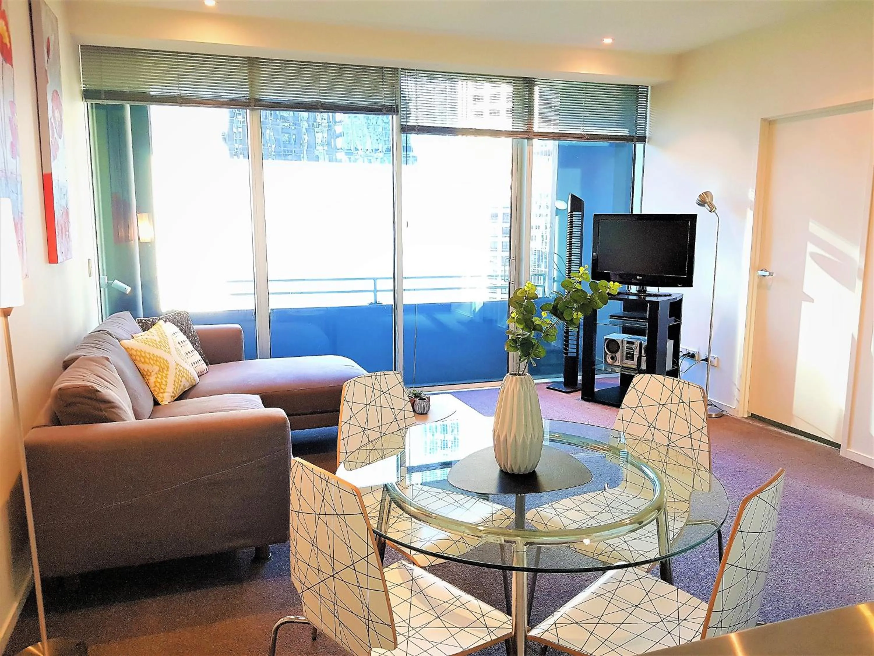 Readyset Apartments at Liberty