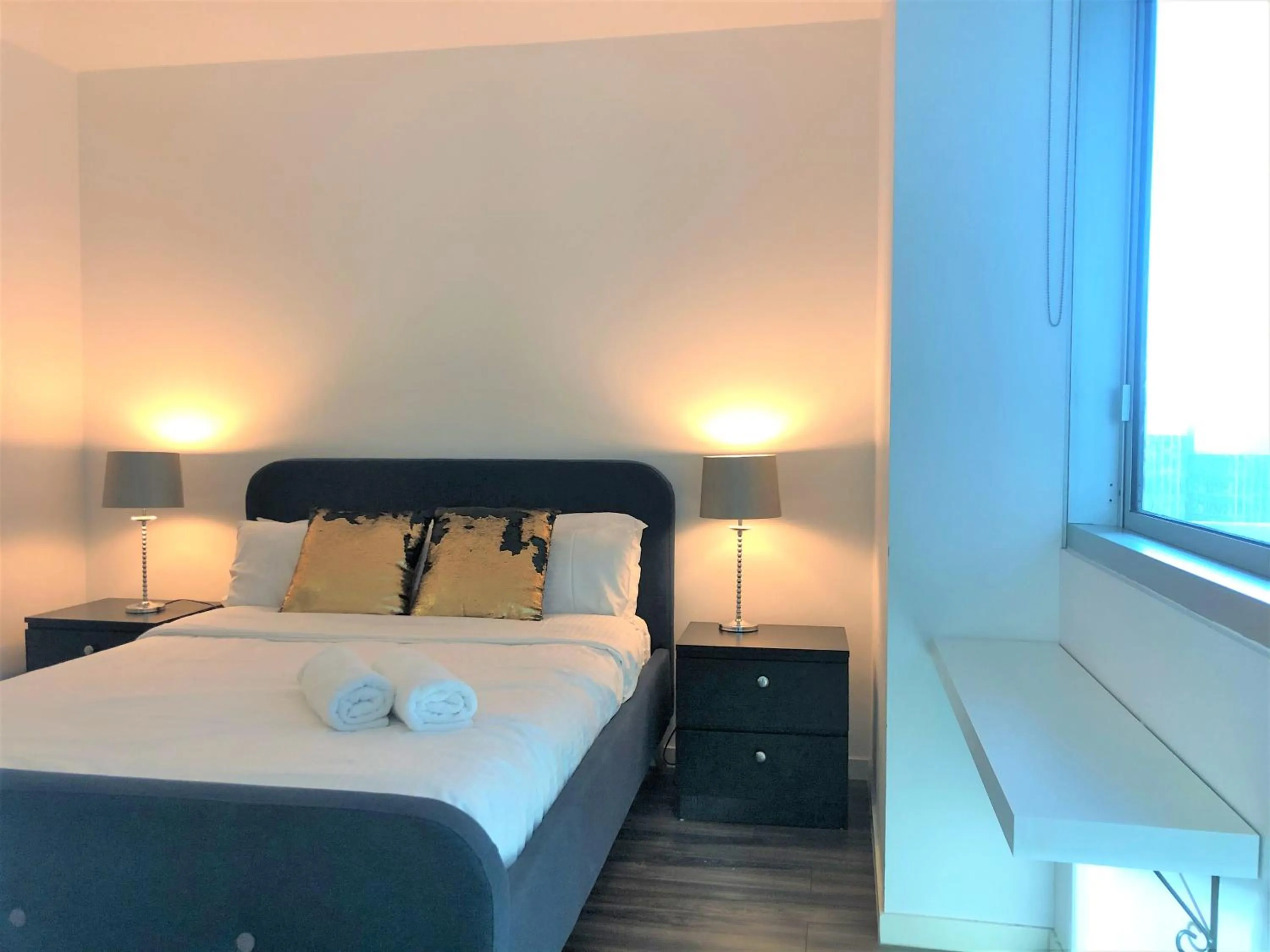 Bedroom, Bed in Readyset Apartments at Liberty