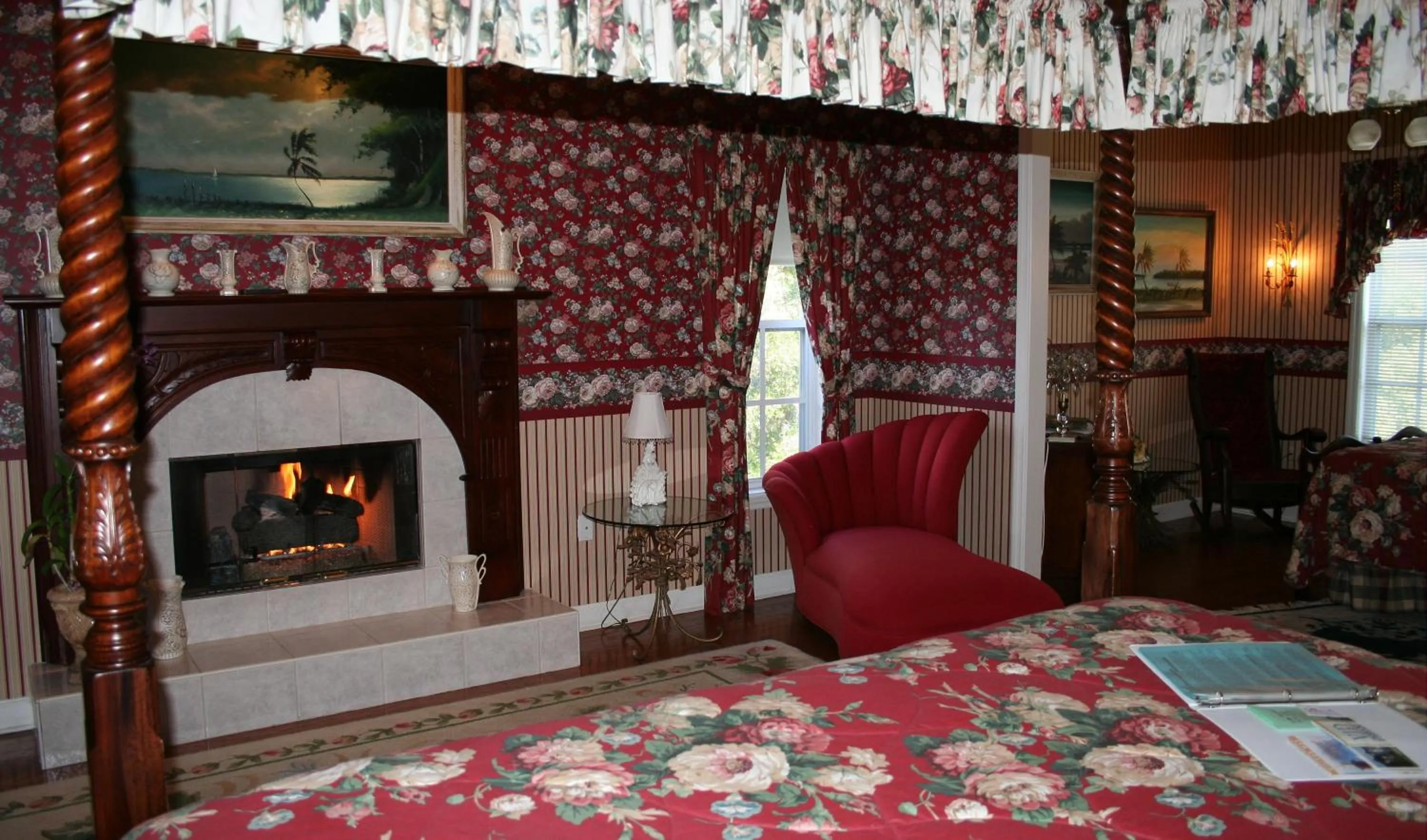 Family, Bed in Heron Cay Lakeview Bed & Breakfast