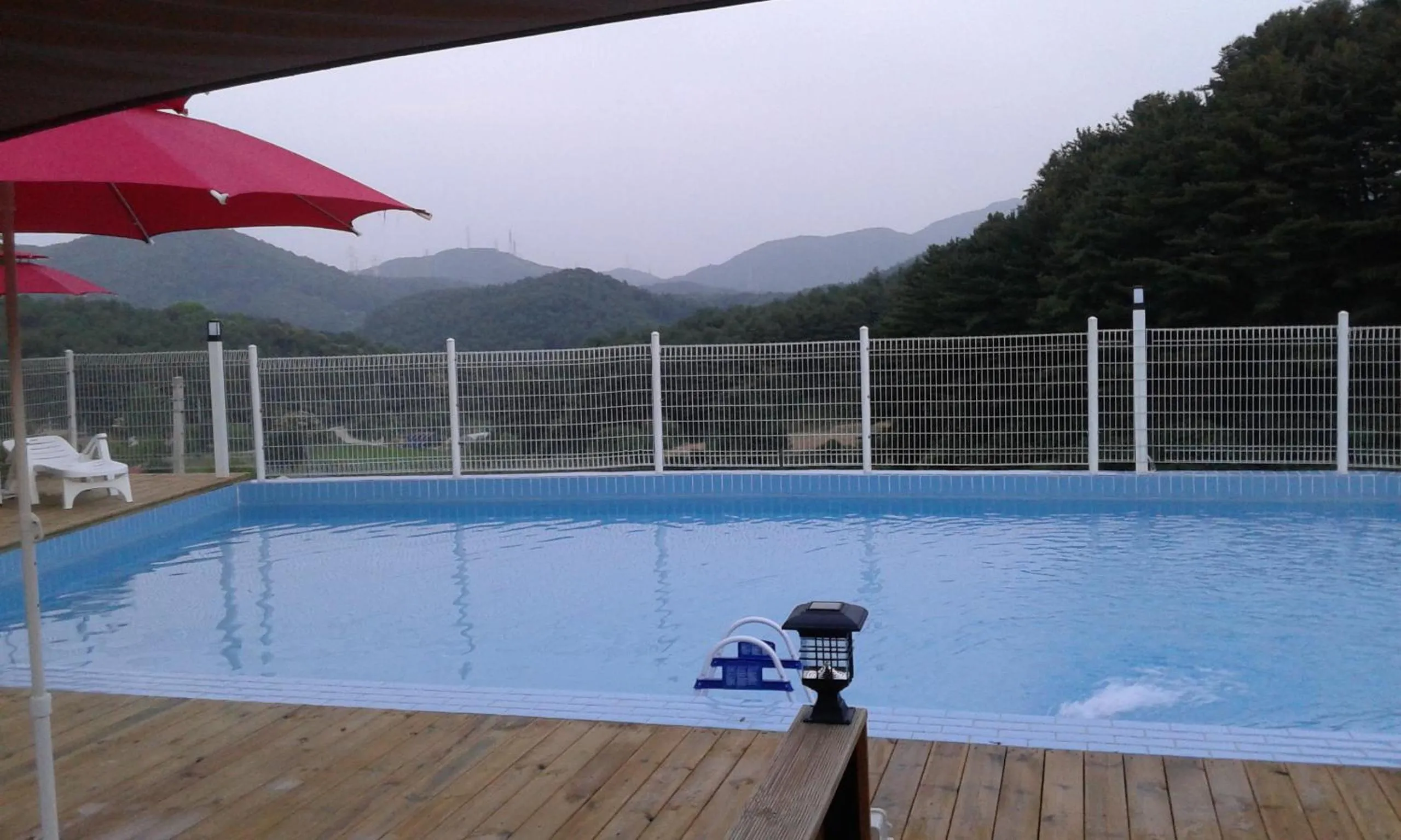Swimming pool in Bluesky Pension