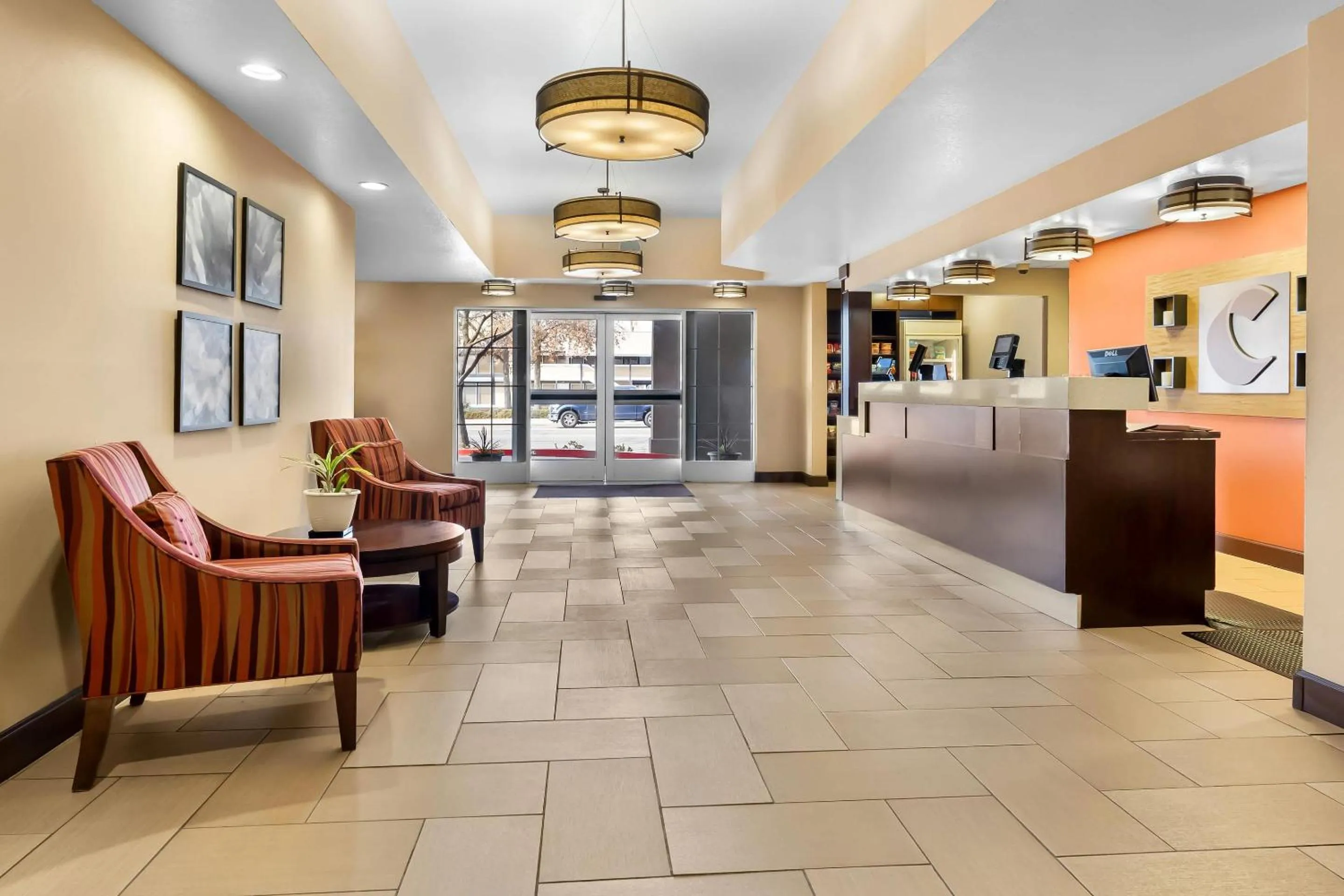 Lobby or reception in Comfort Suites Clovis - Fresno