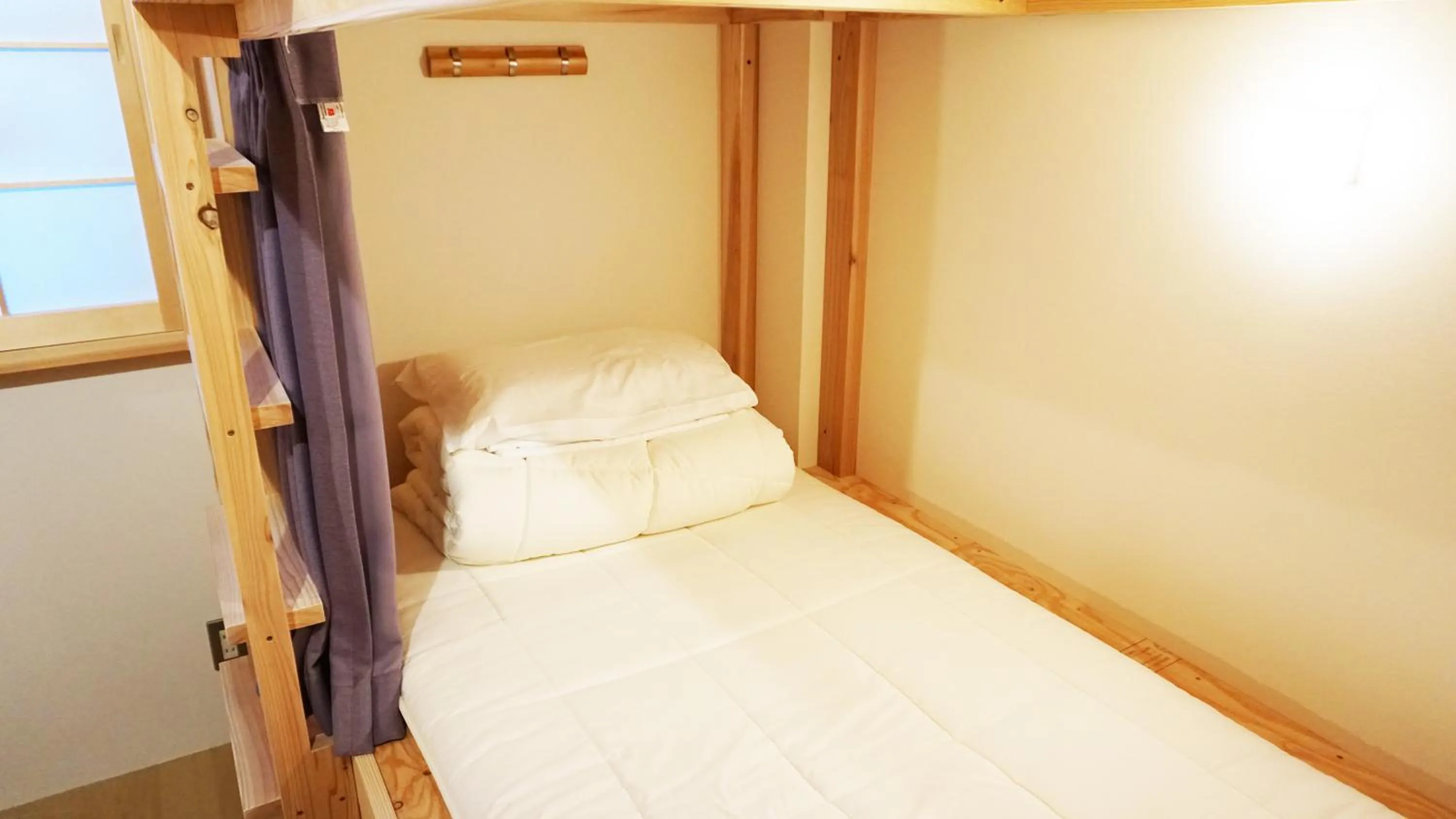 Bed in Poly Hostel 2 Namba