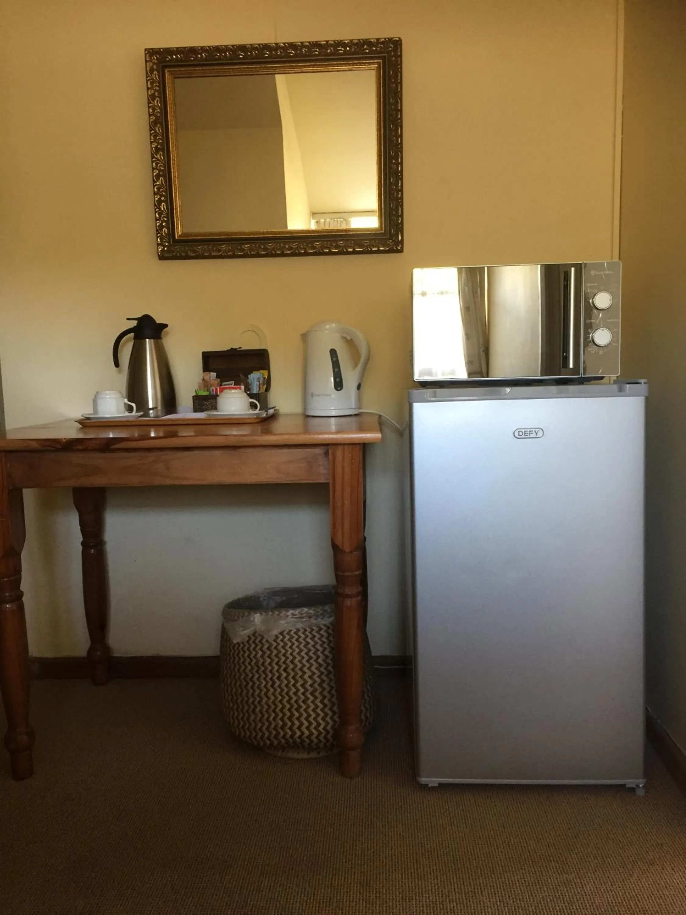 Coffee/tea facilities in Howards End Manor B&B